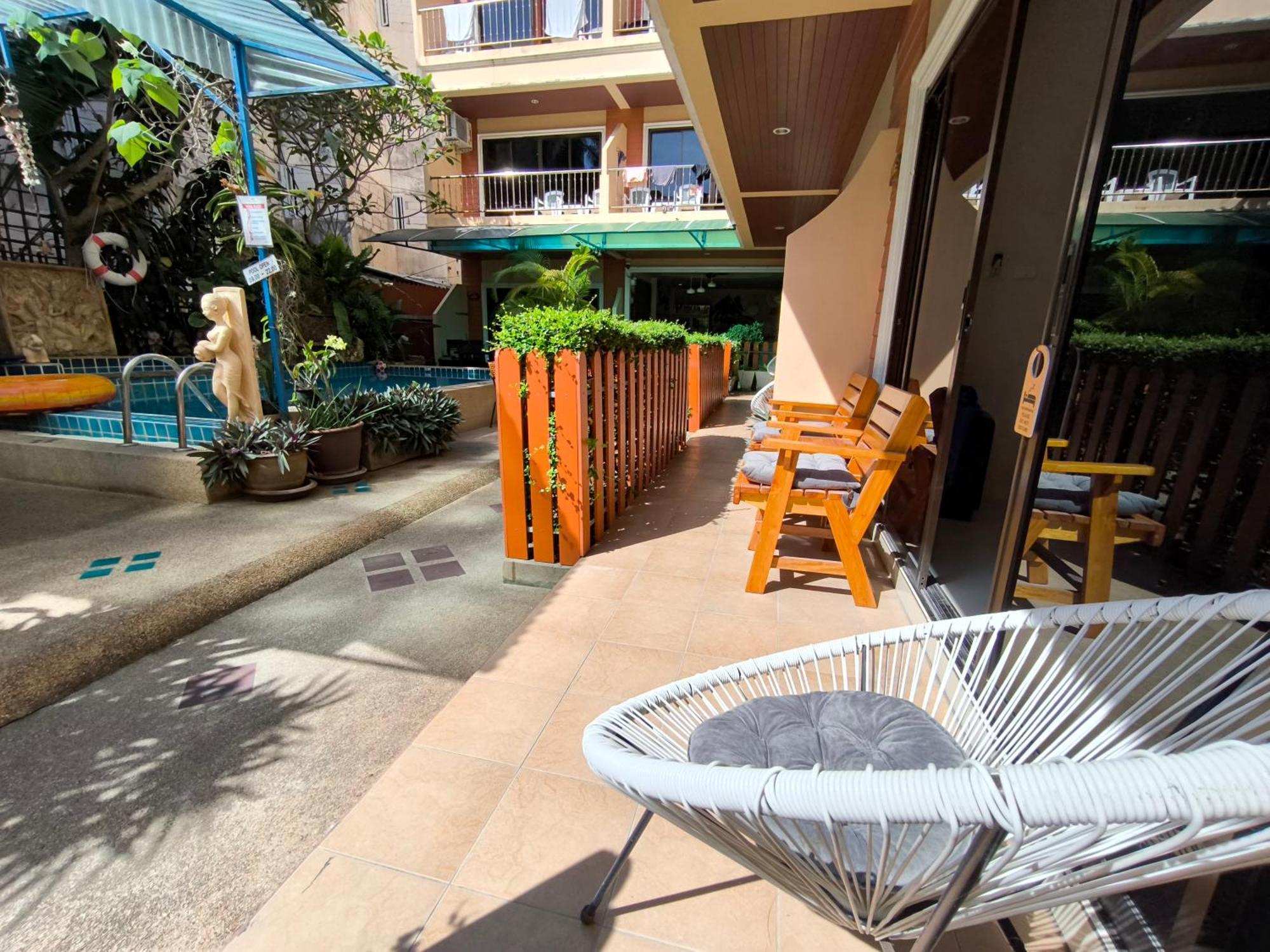 Hotel Seven Seas 3*
