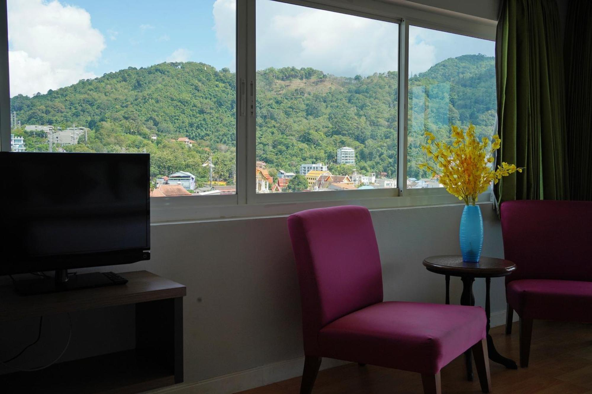 Casa Del M Phuket - Newly Renovated Hotel 4*