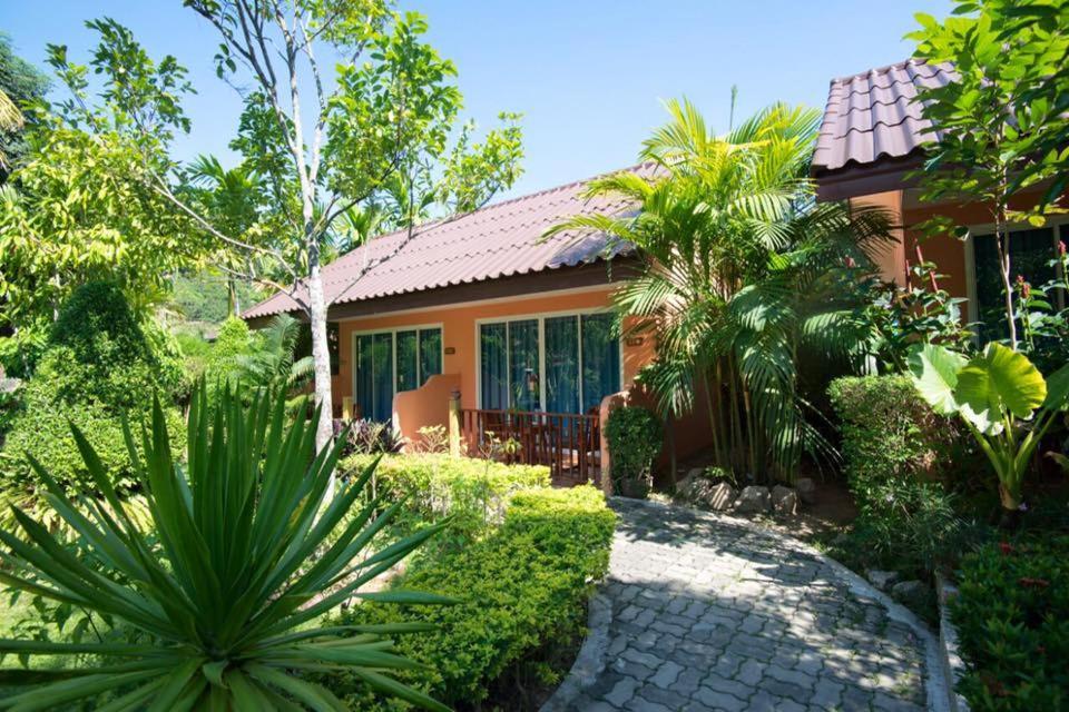 Baan Vanida Garden 3* Karon