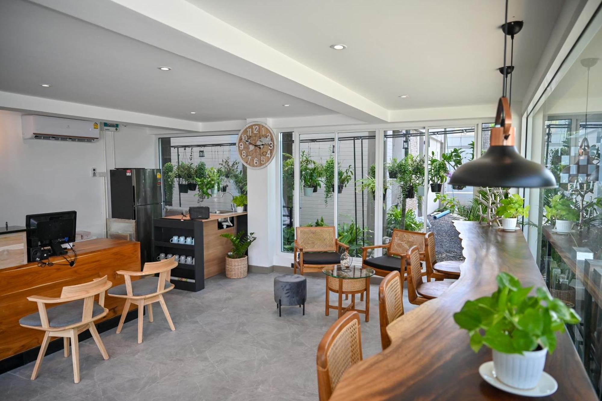 Hotel Sivana Place Phuket