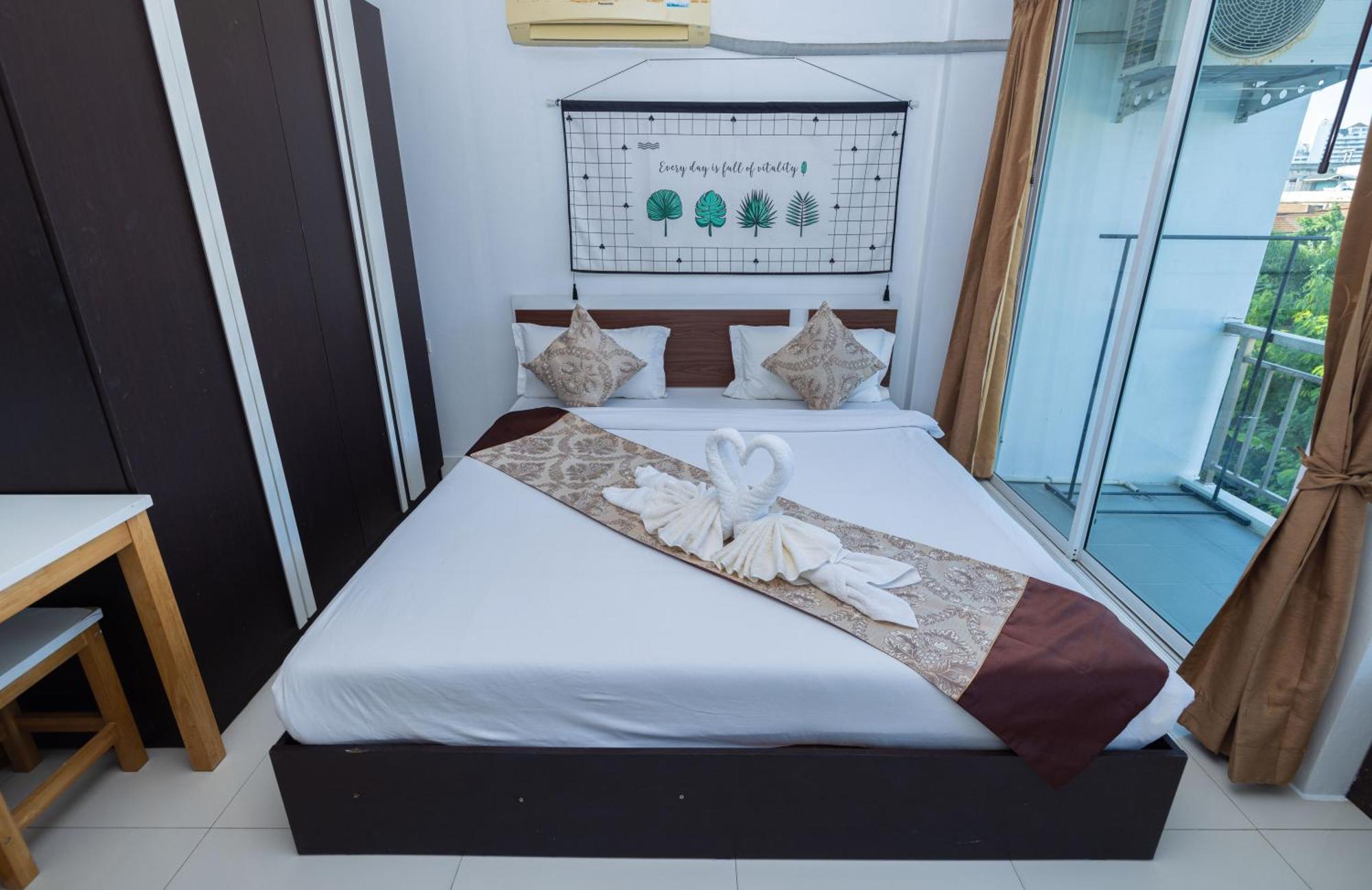 Hotel Happy 99 3*