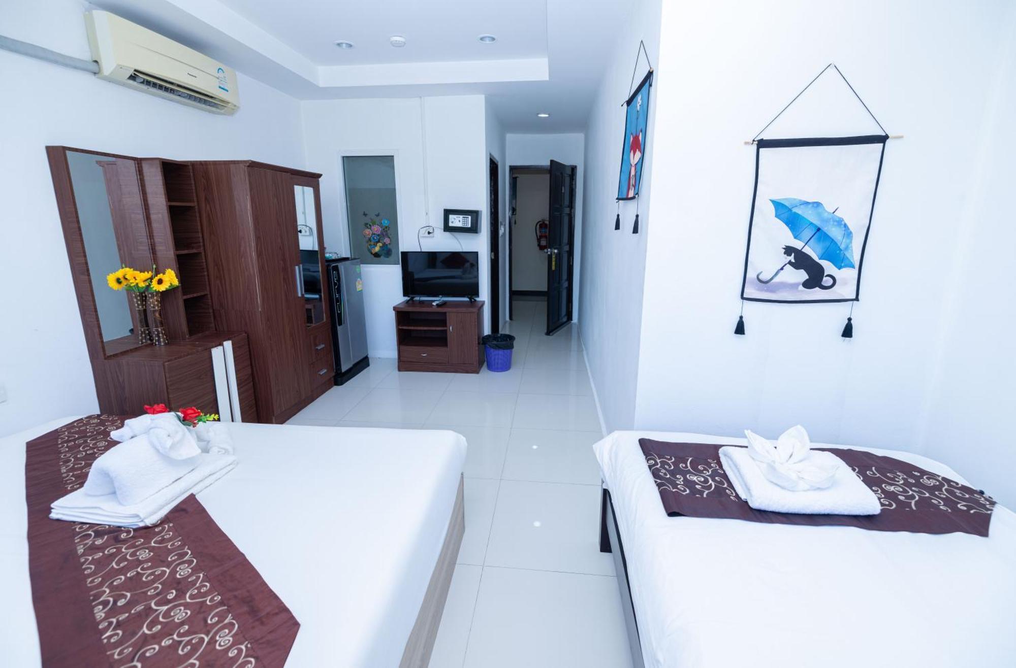 Hotel Happy 99 3*