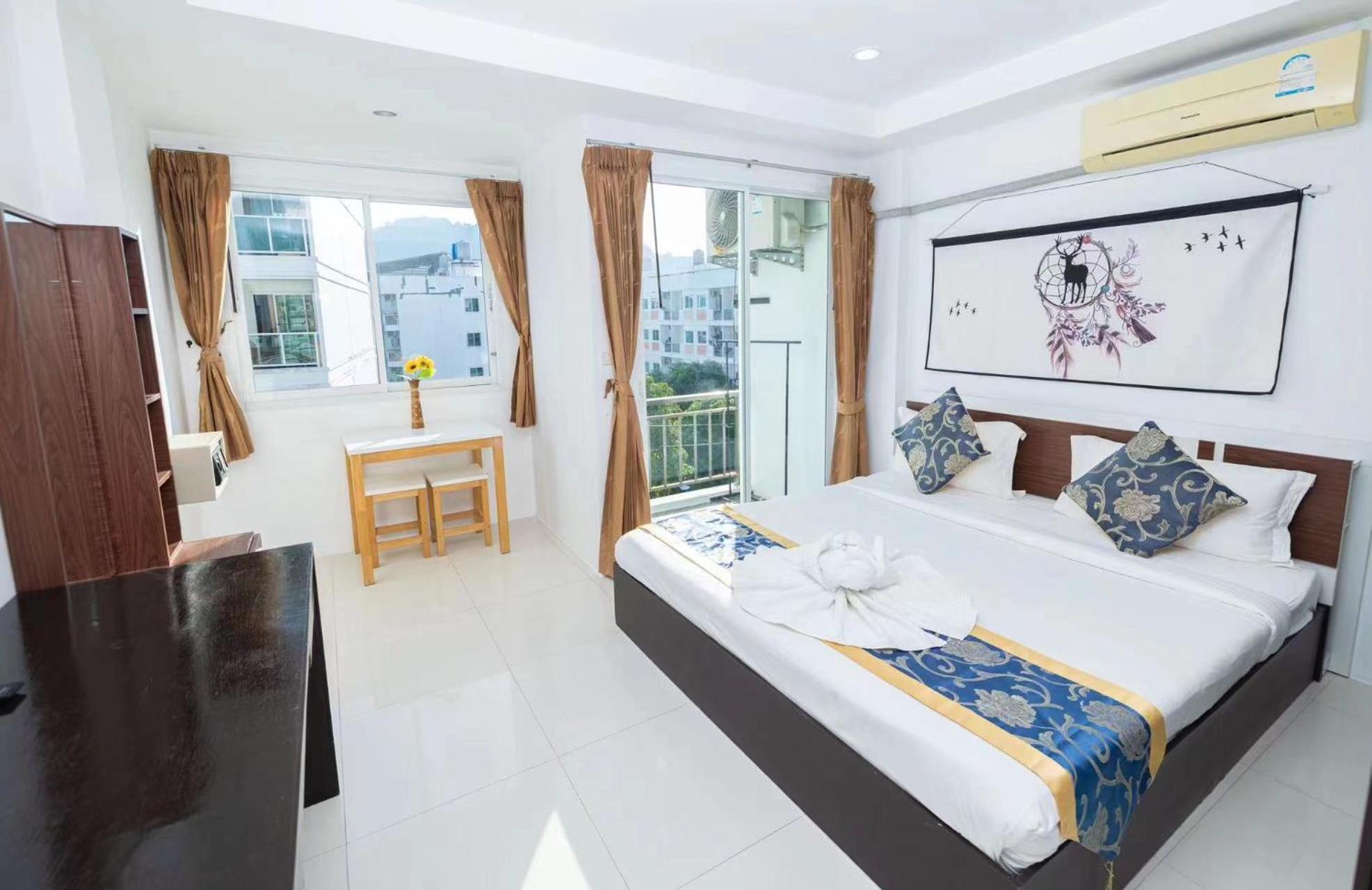 Hotel Happy 99 3*