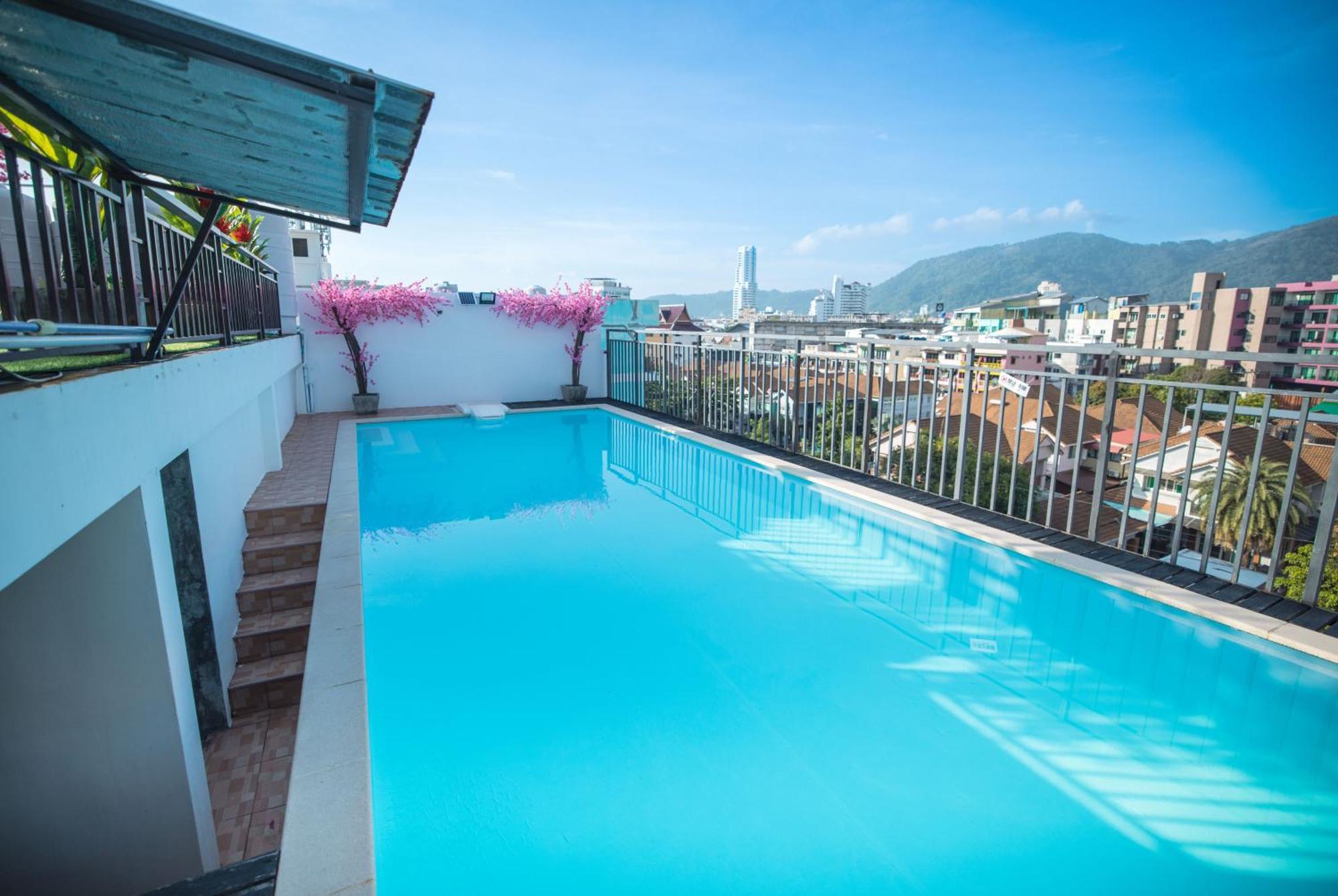 Hotel Happy 99 Patong