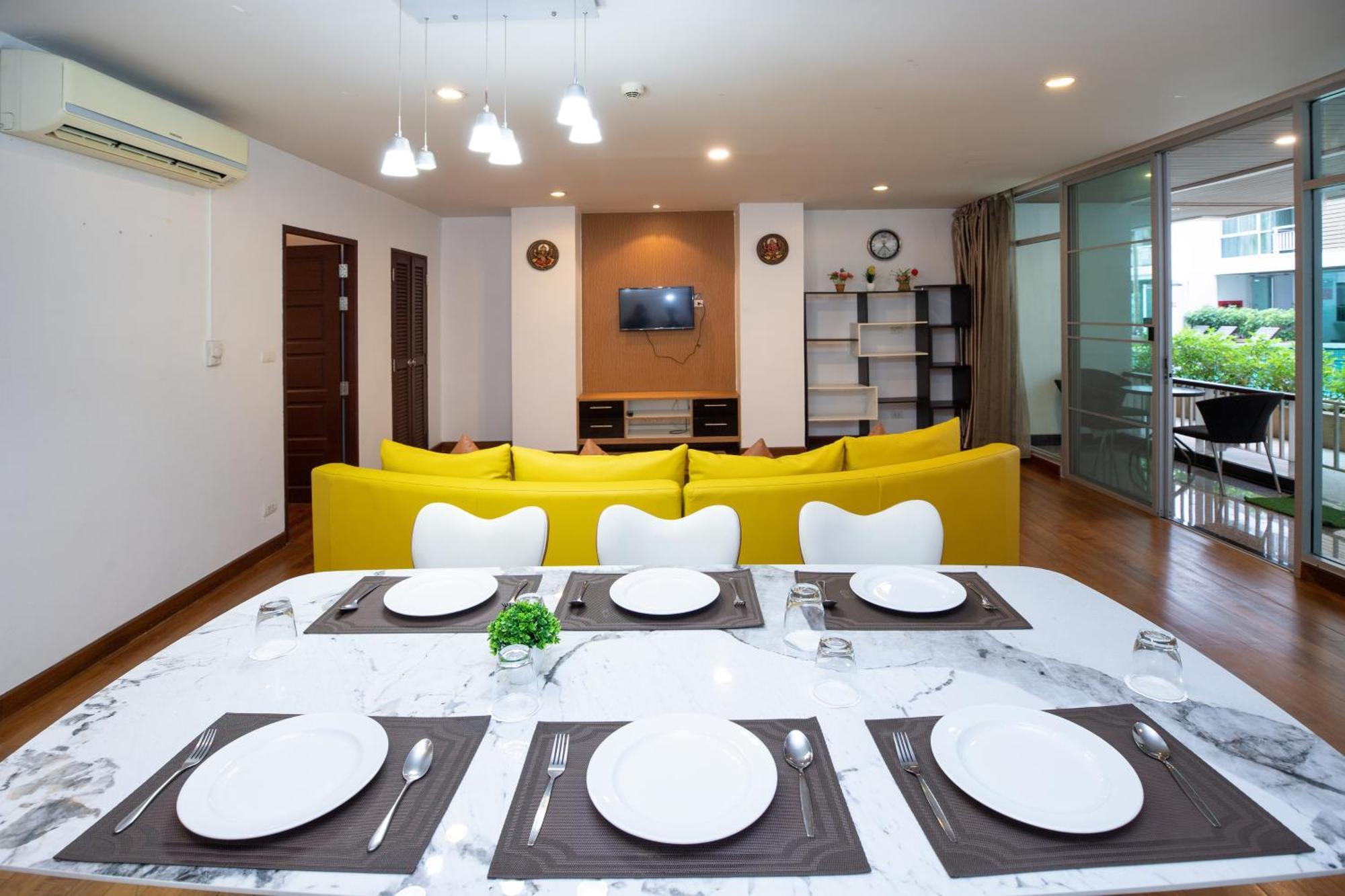 Icheck Residences Aparthotel 4*