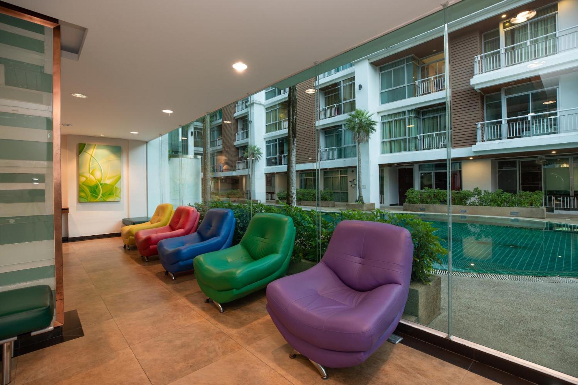 Icheck Residences Aparthotel 4*