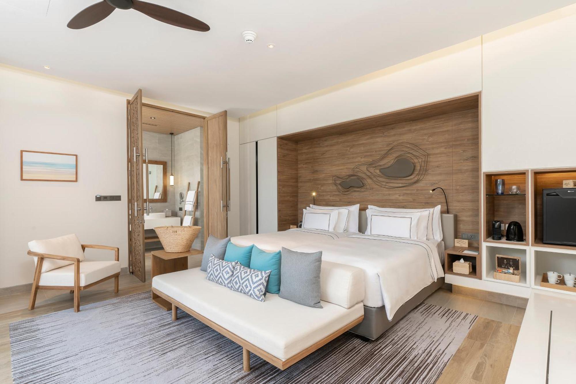 Meliá Phuket - Sha Hotel 5*
