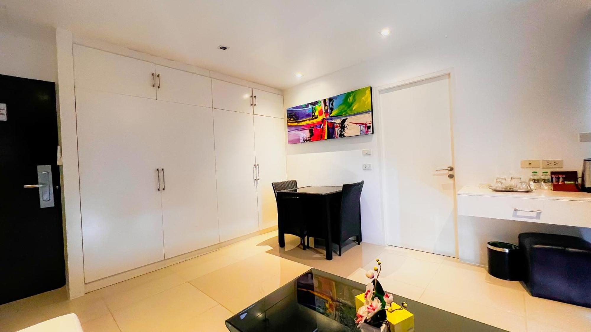 Hotel Grand Sunset Phuket 4*