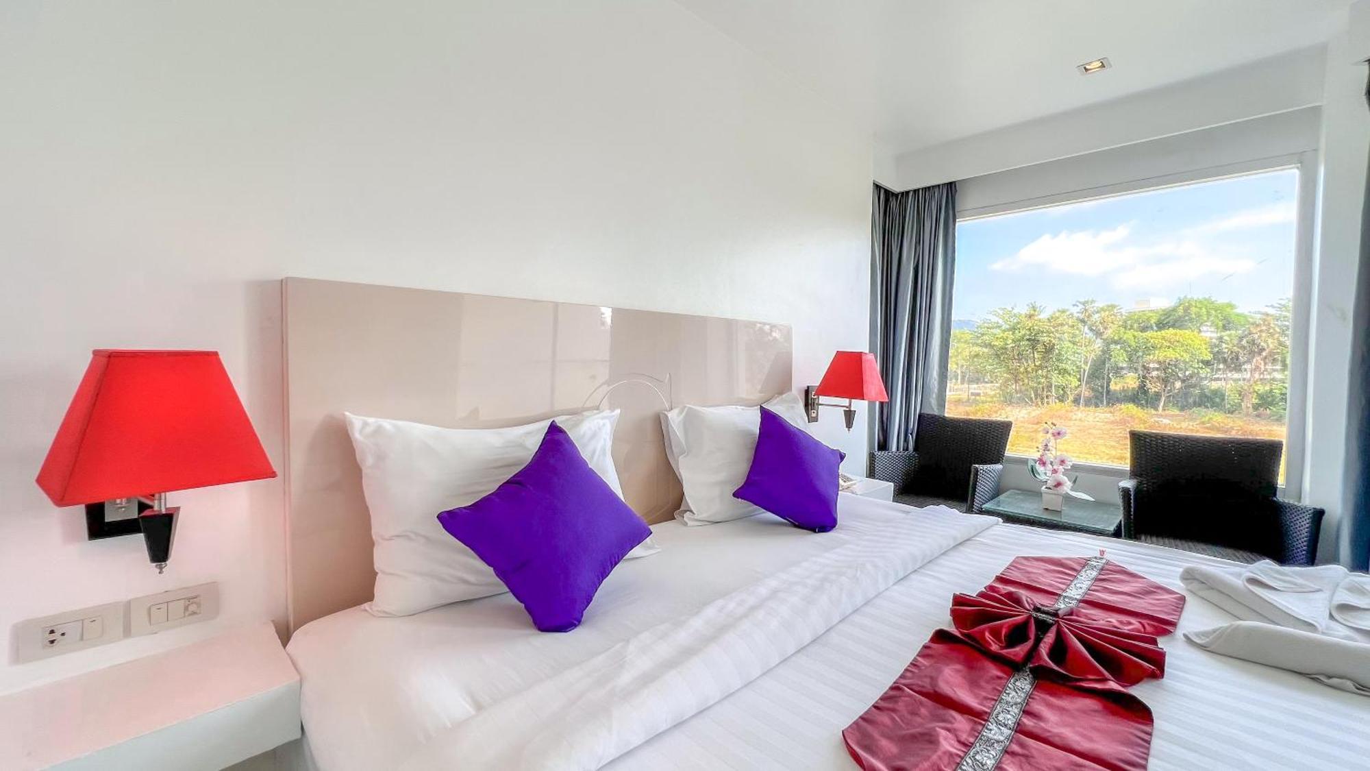 Hotel Grand Sunset Phuket 4*