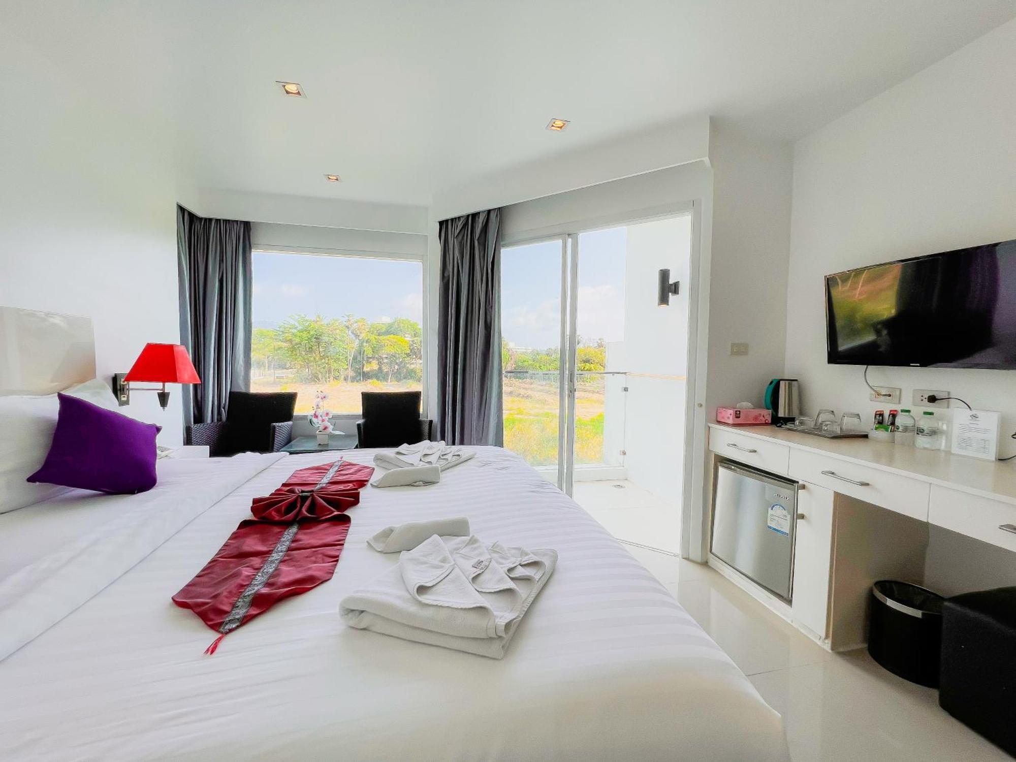 Grand Sunset Phuket Karon