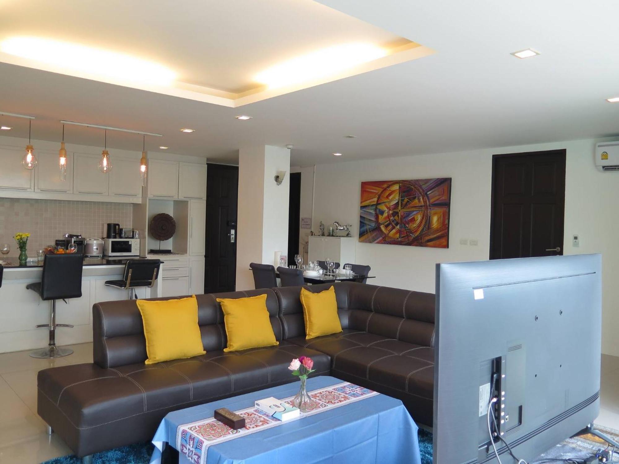 618-penthouse 3 Bedrooms Walking To Patong