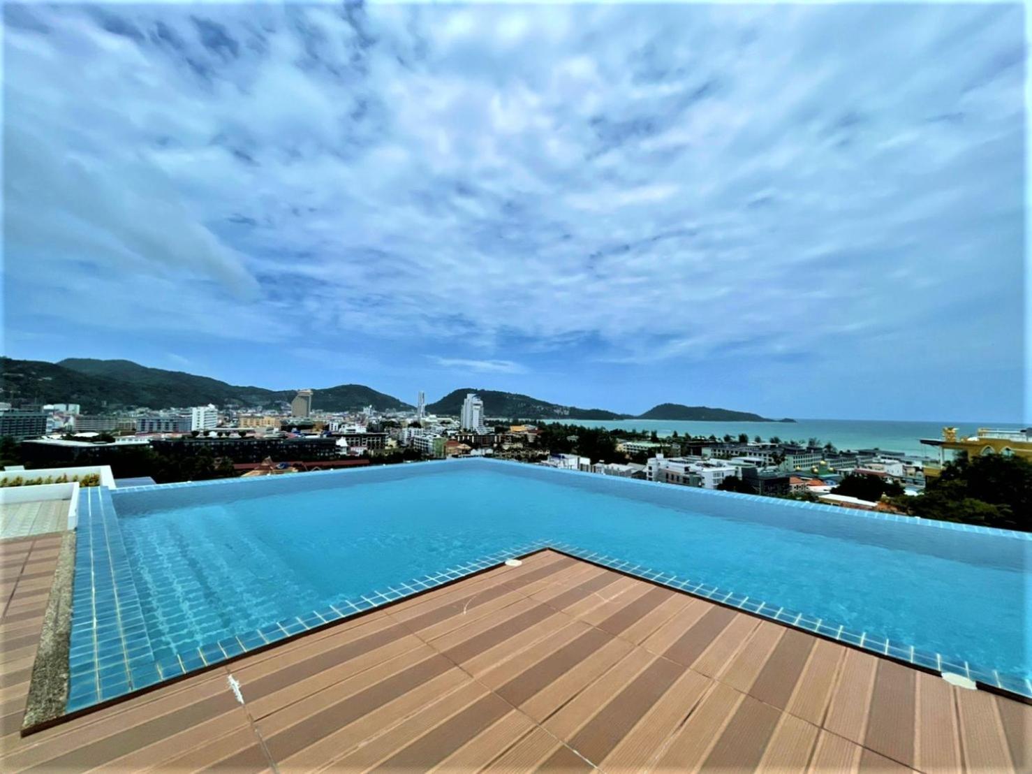 The Unity Seaview & Mountain - *