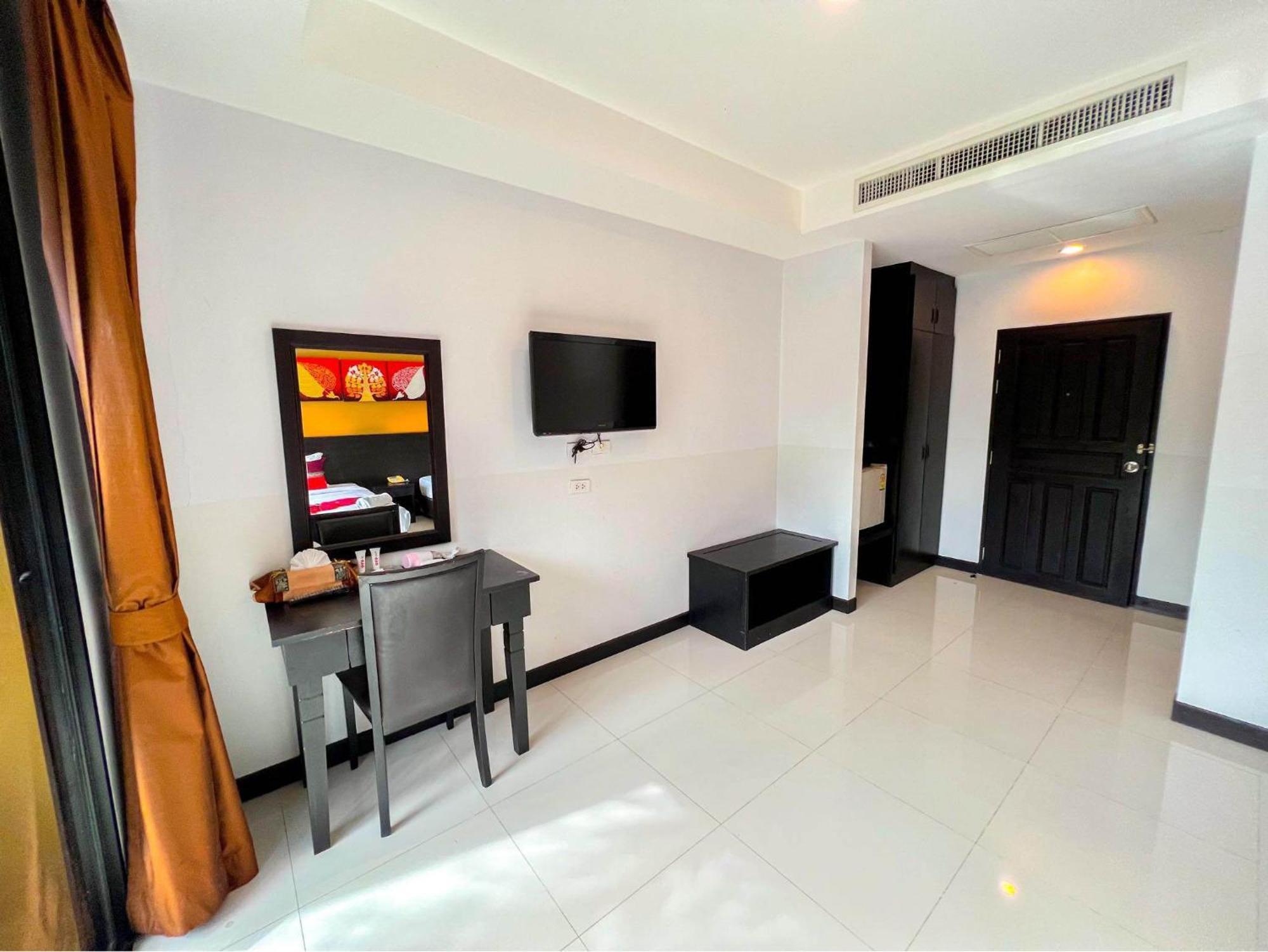 Naiyang Sha 4*