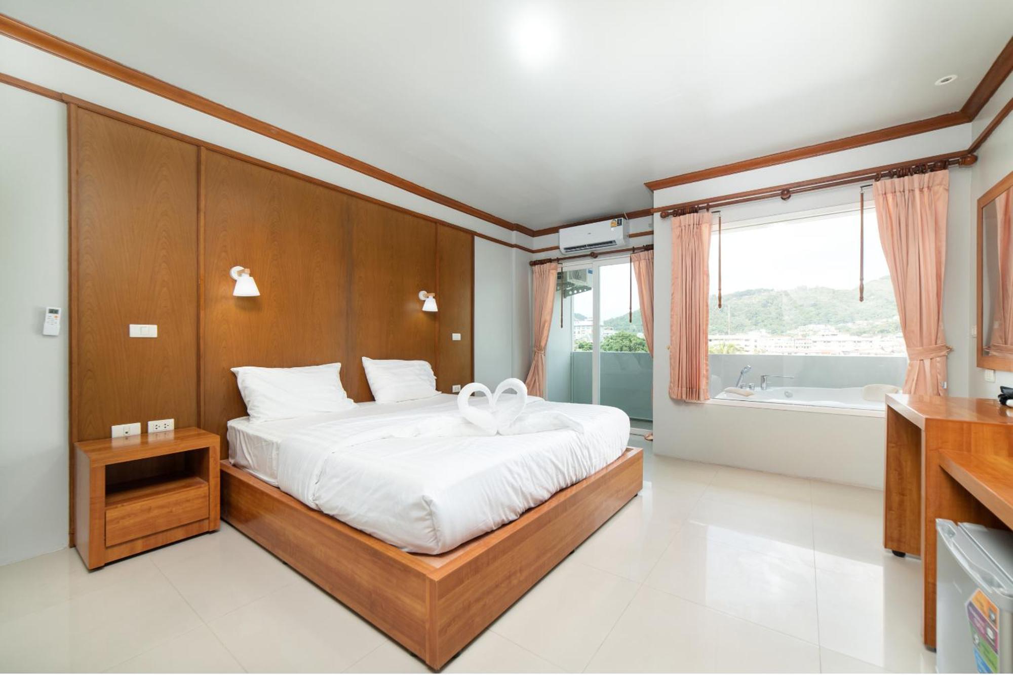Gp House Phuket Hotel