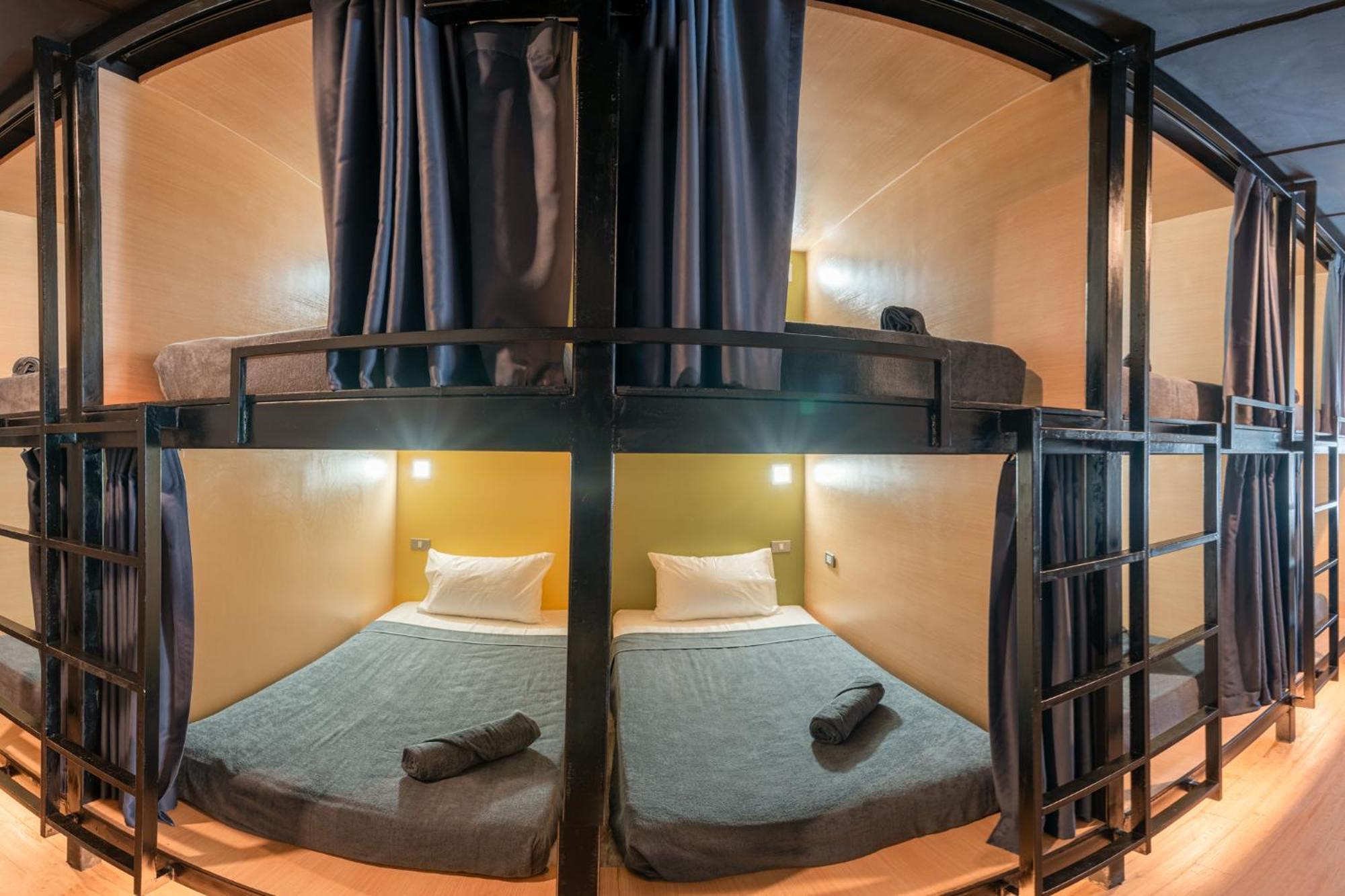Black Panther Hostel Phuket