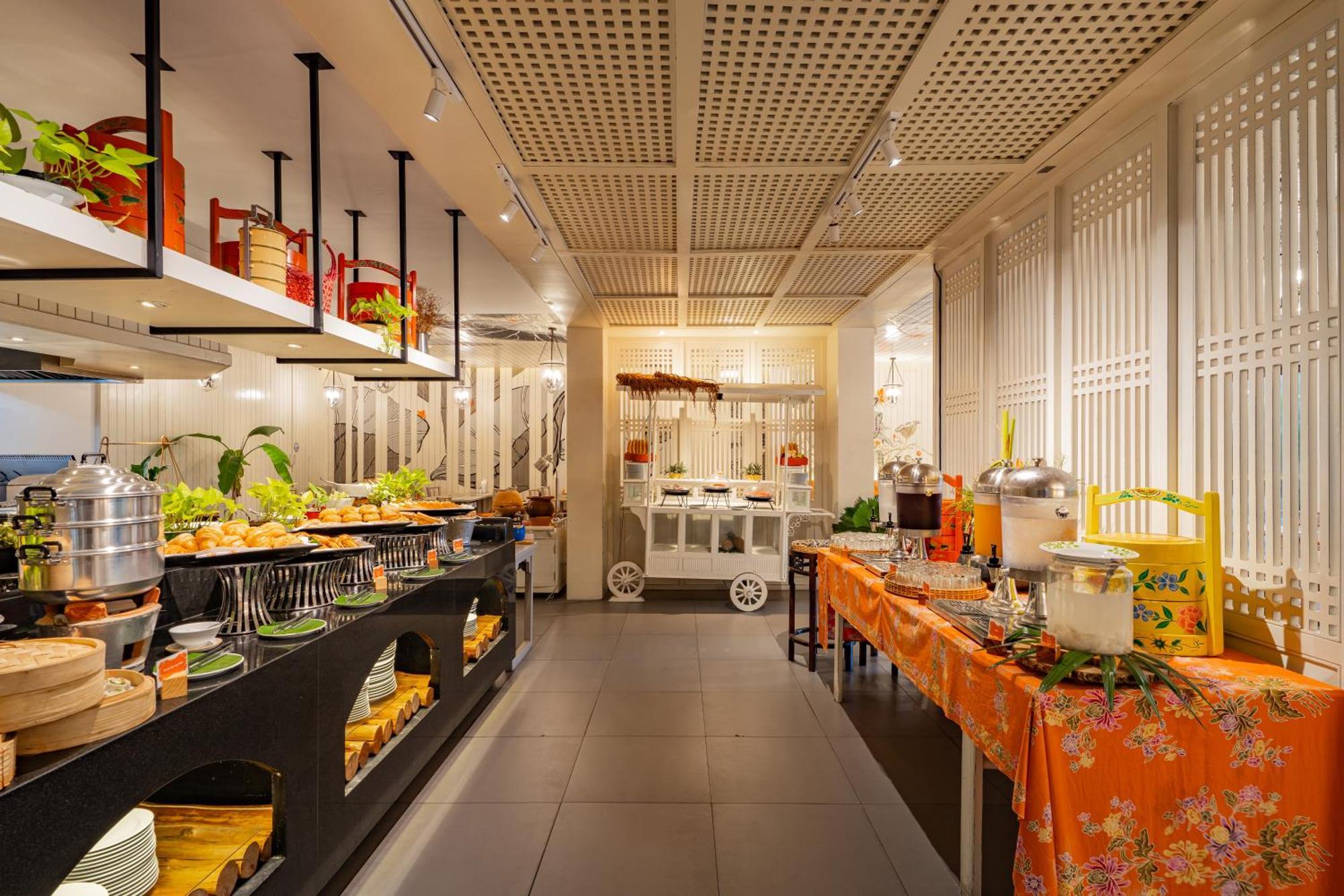 Proud Phuket, Naiyang Hotel Phuket