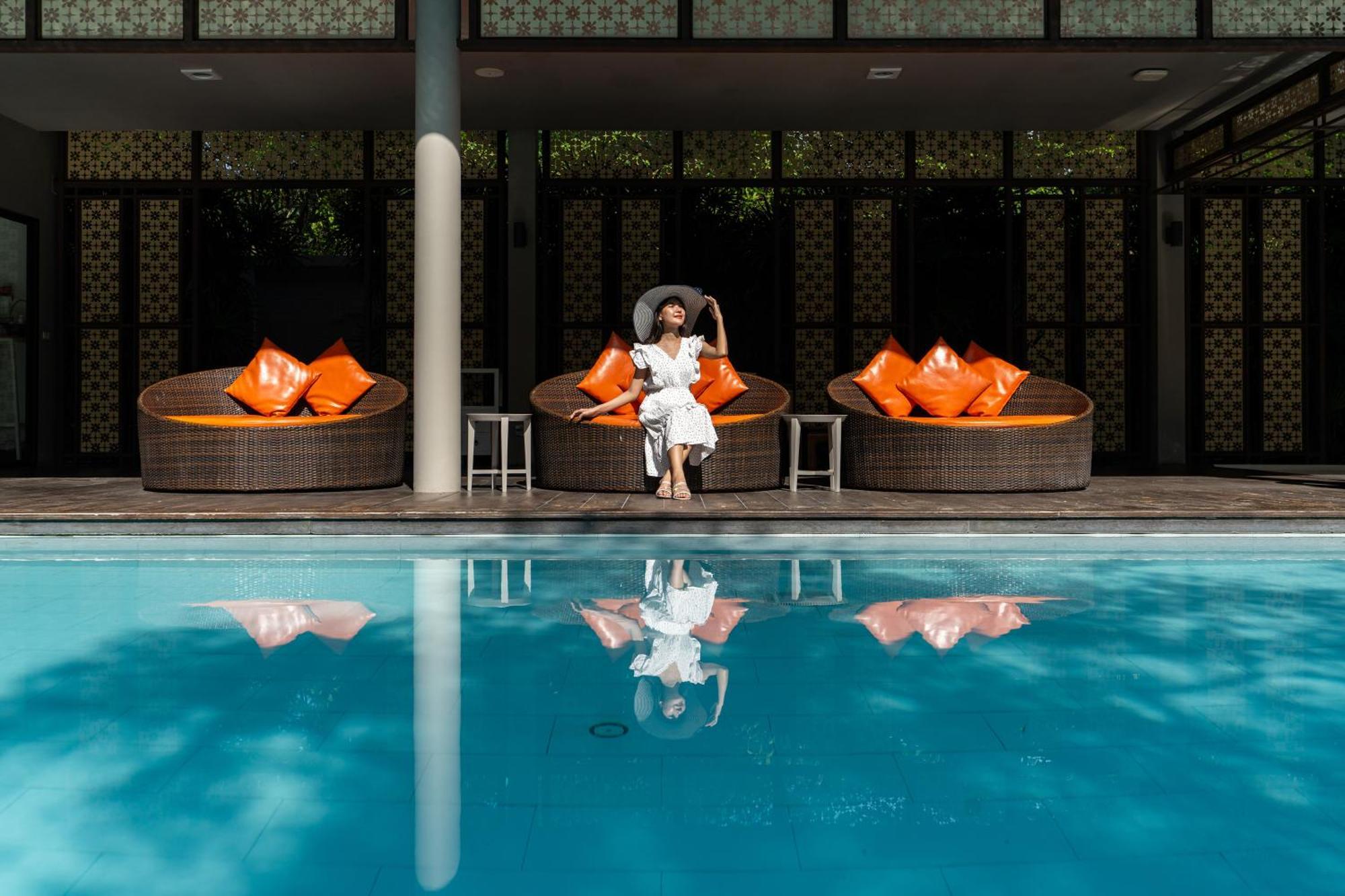 Hotel Proud Phuket, Naiyang 4*