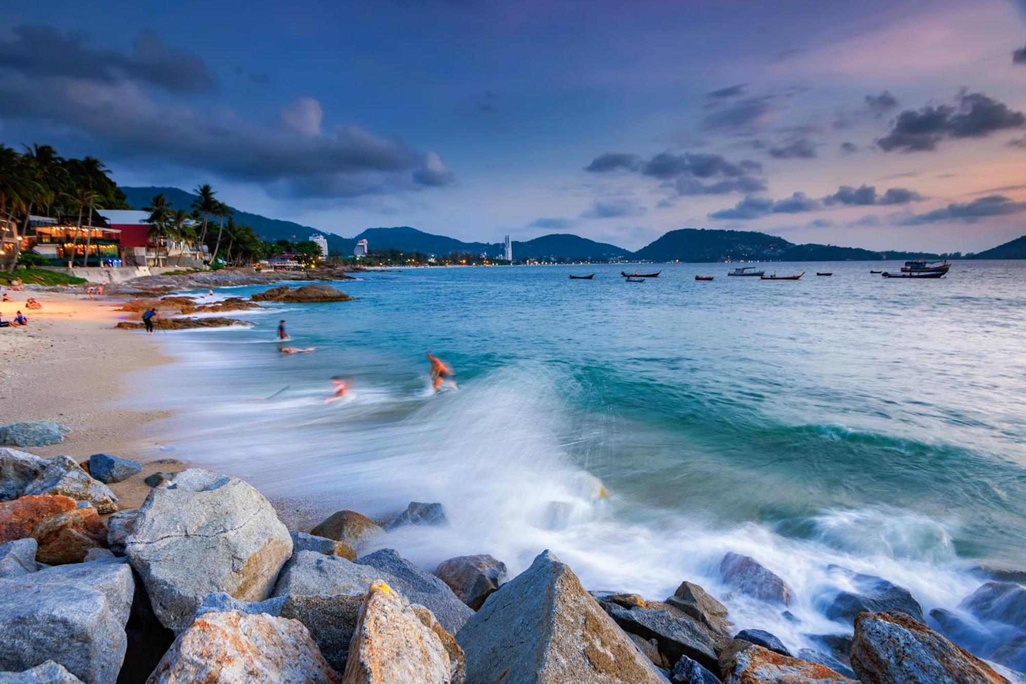 Casa Del M Phuket - Newly Renovated Hotel 4*