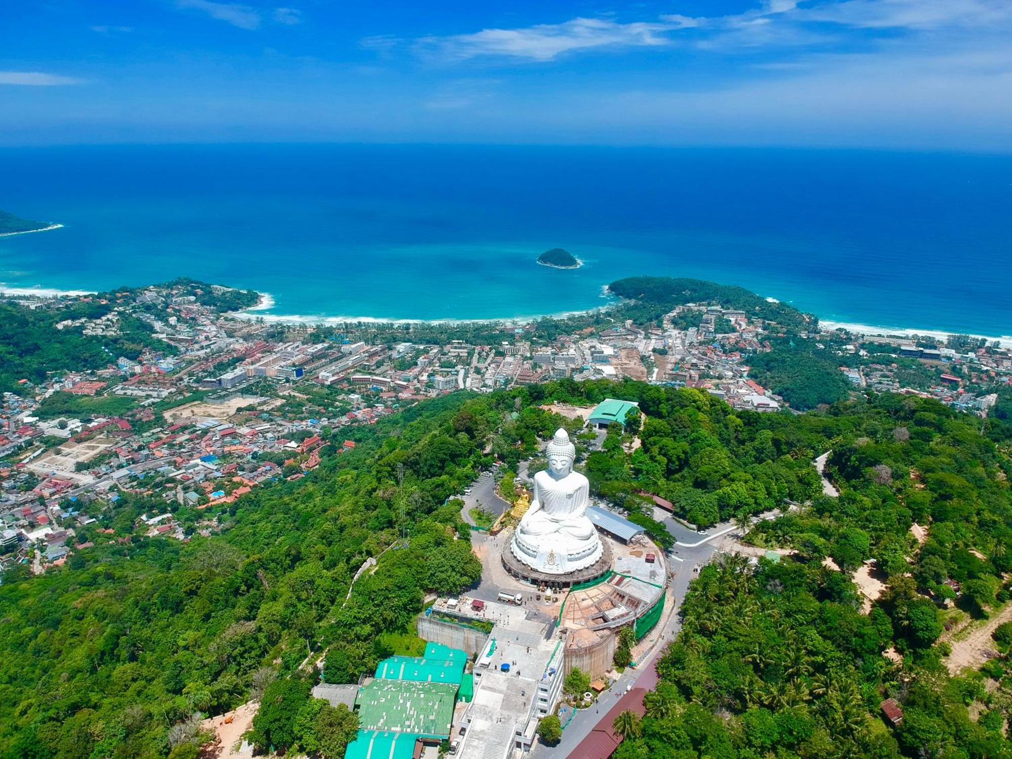 Casa Del M Phuket - Newly Renovated 4* Patong