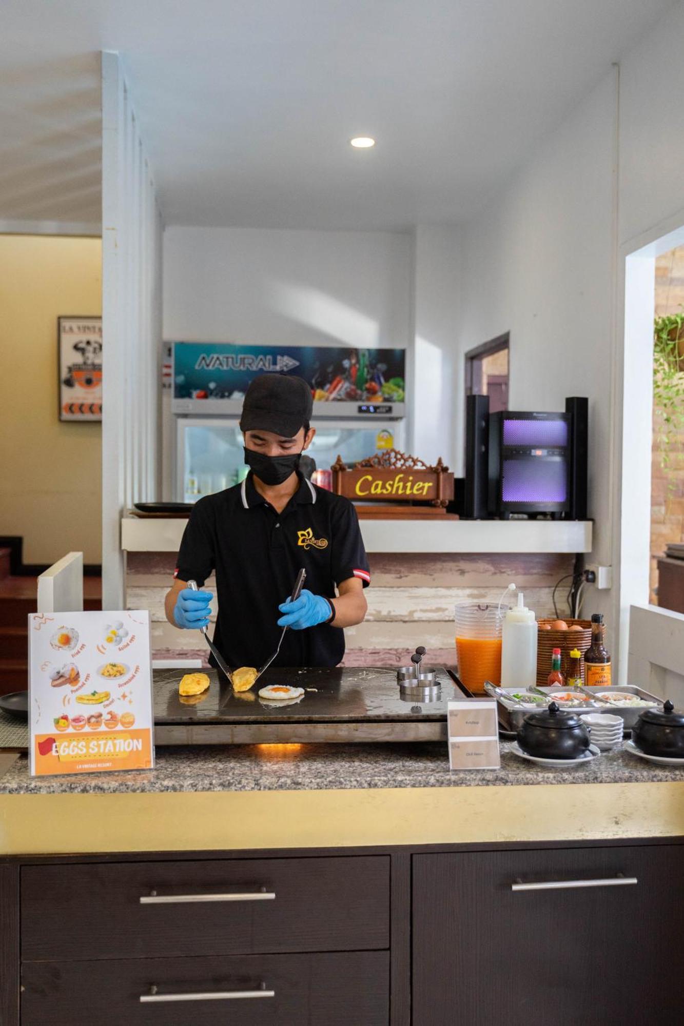 Hotel La Vintage - Patong, Phuket 4*