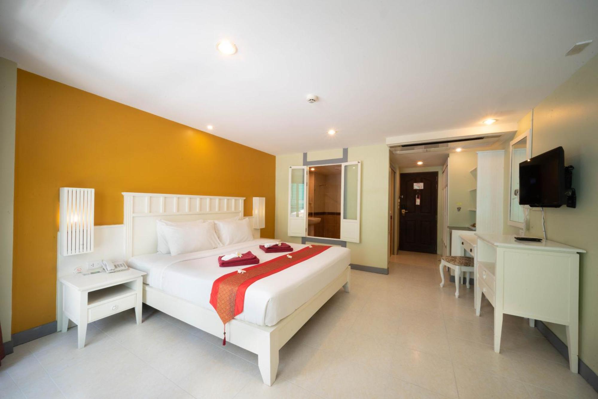 La Vintage - Patong, Phuket