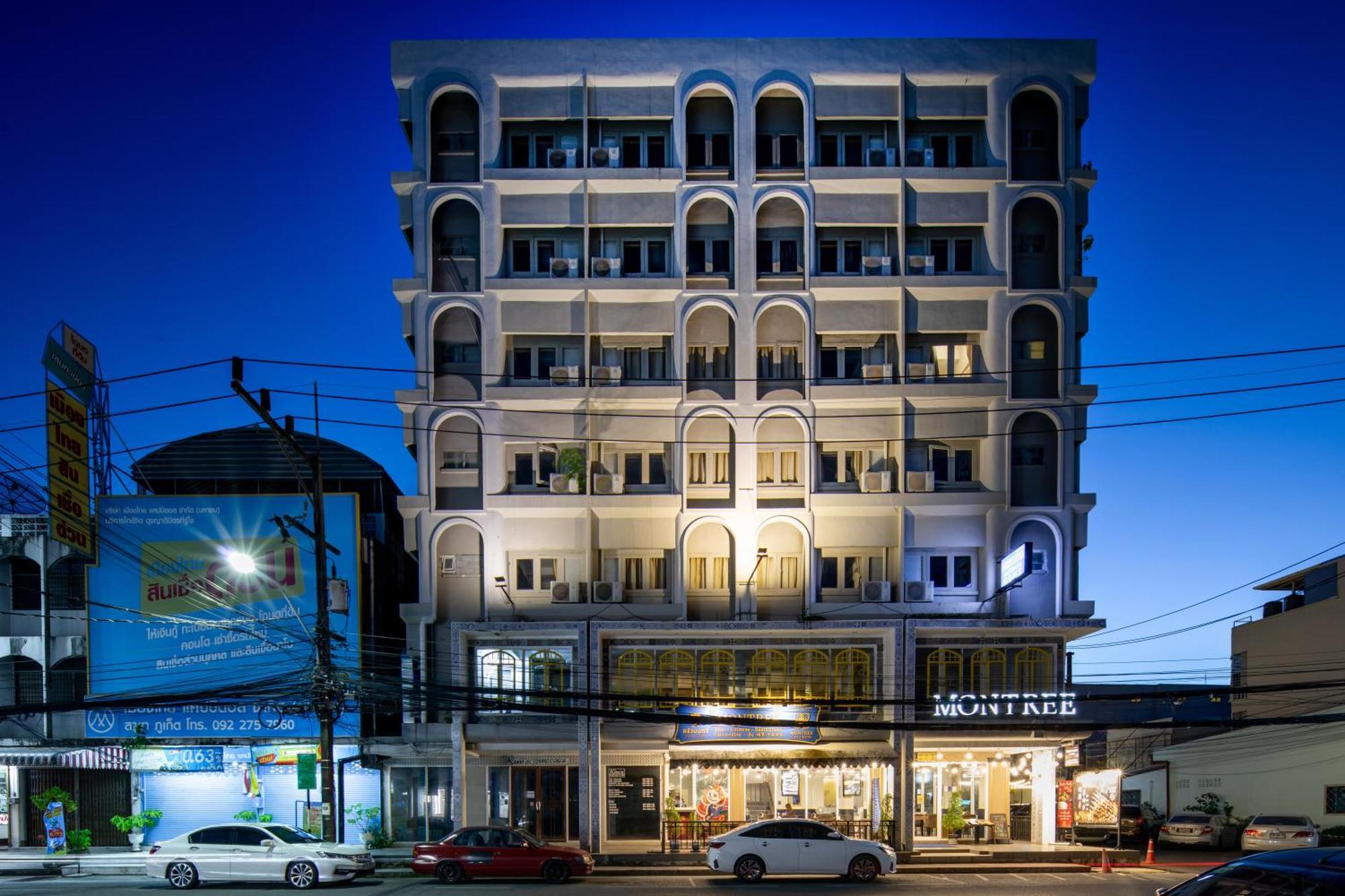 Hotel Montree 3*