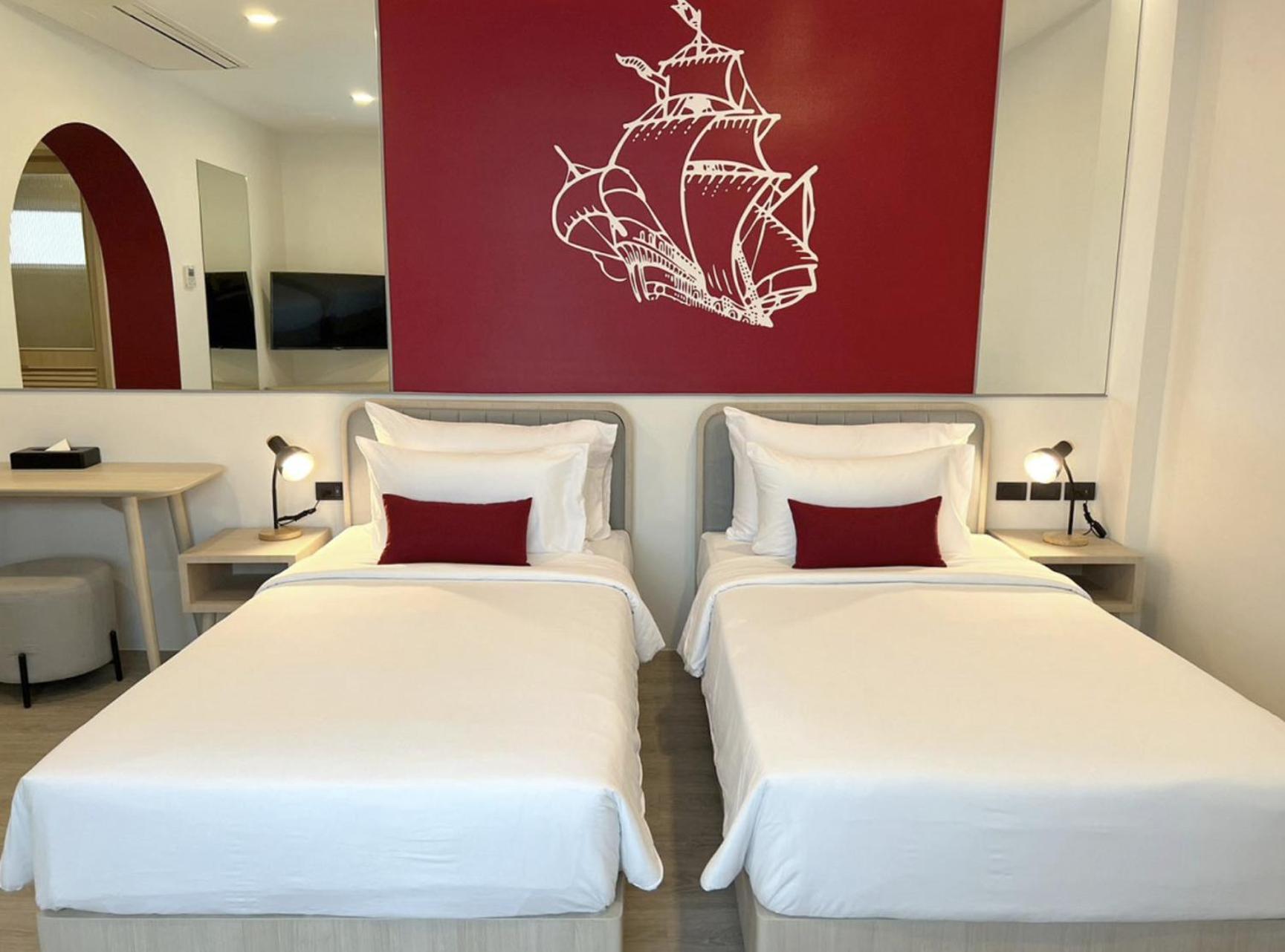 Midtown Ratsada 4*