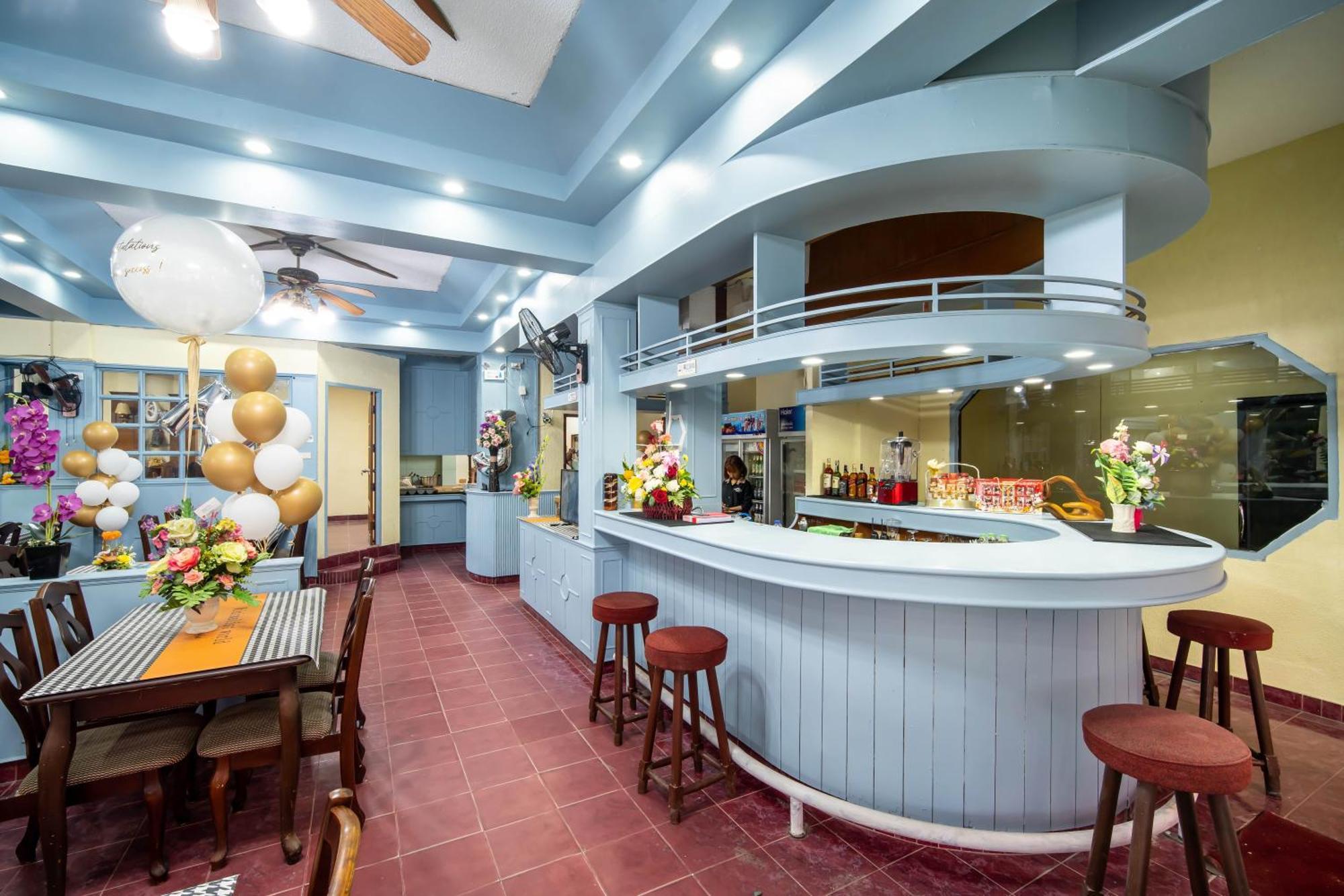 Zj House Aparthotel *