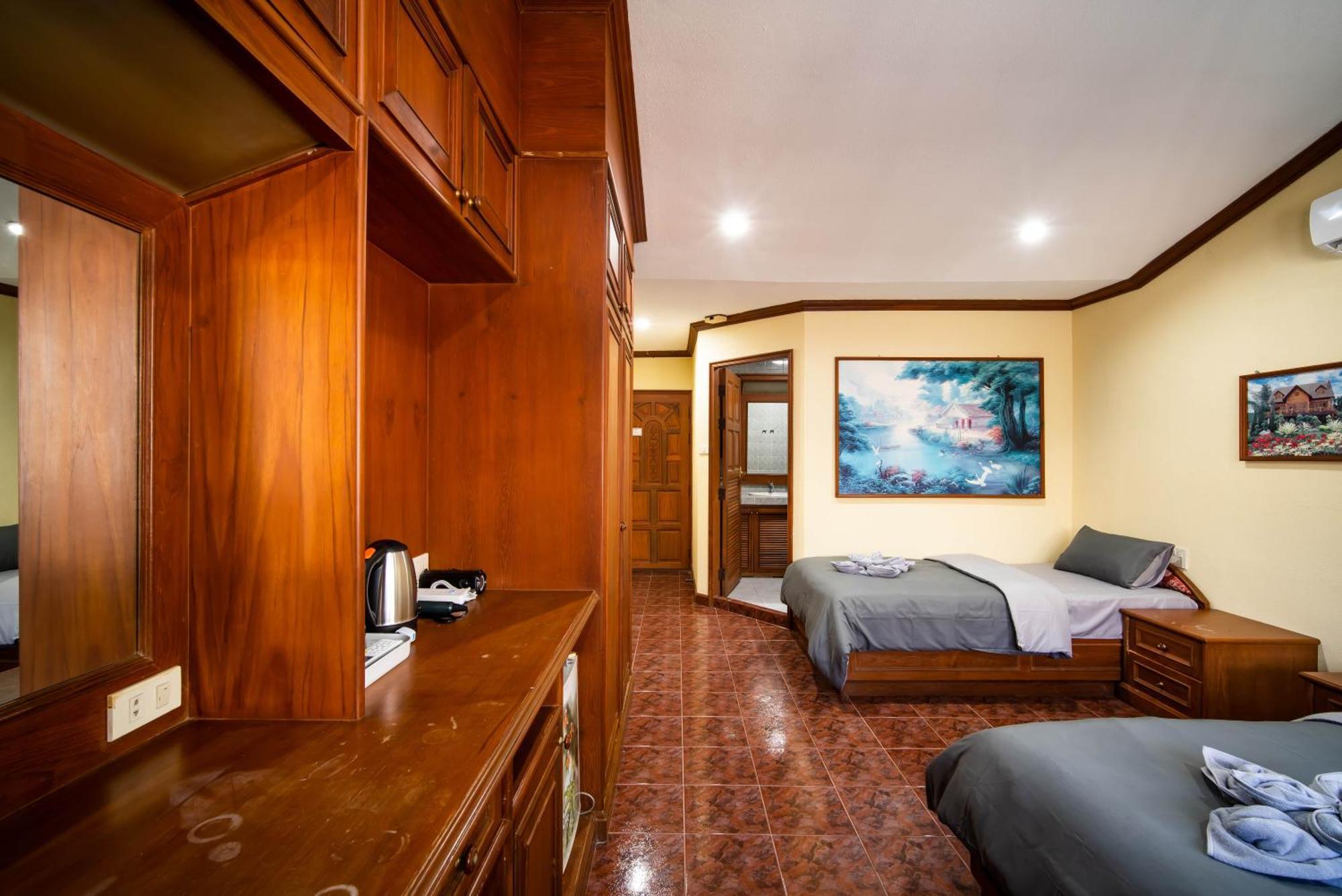 Zj House
