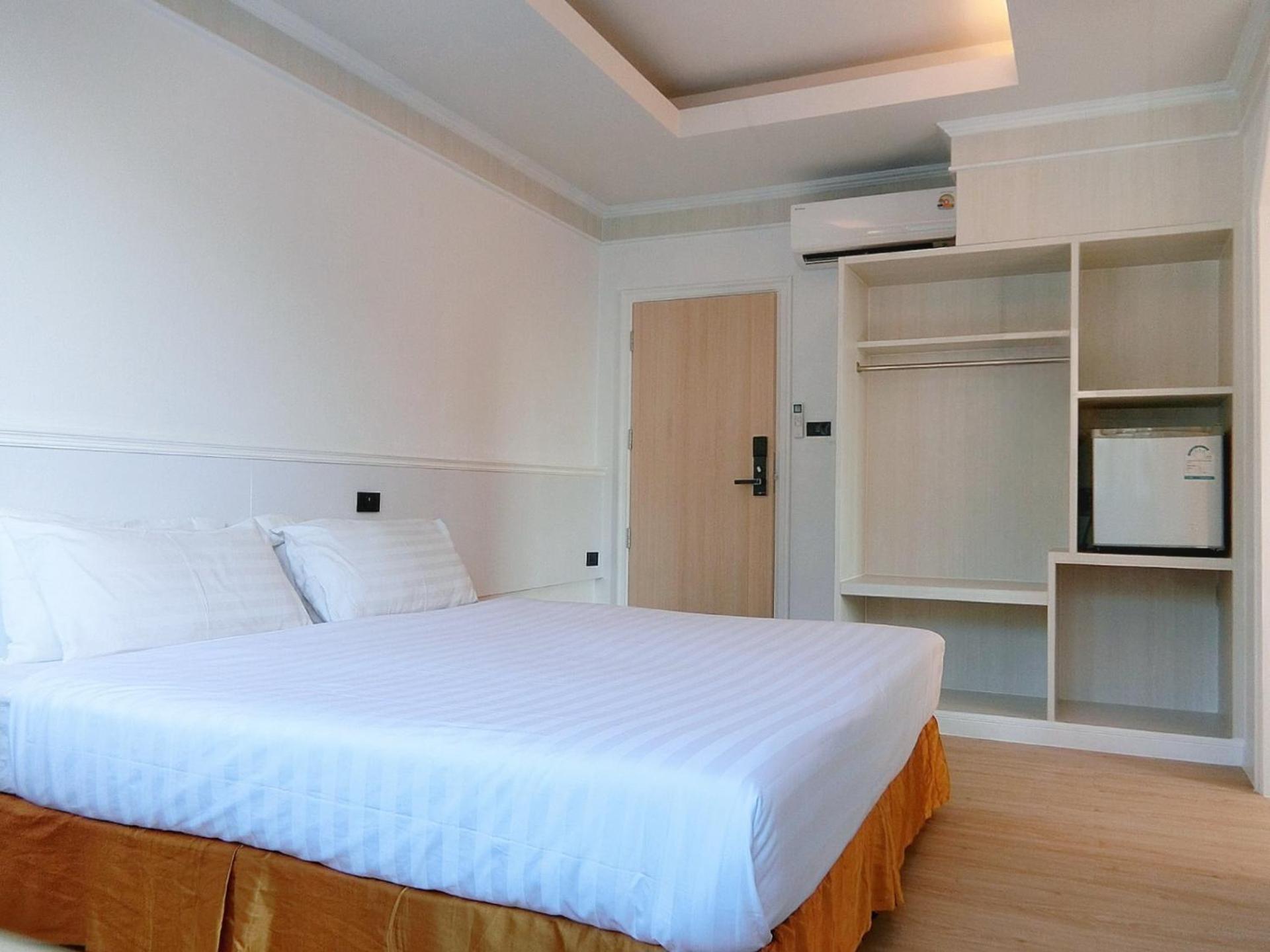 Sira Boutique - Newly Renovated 3* Patong