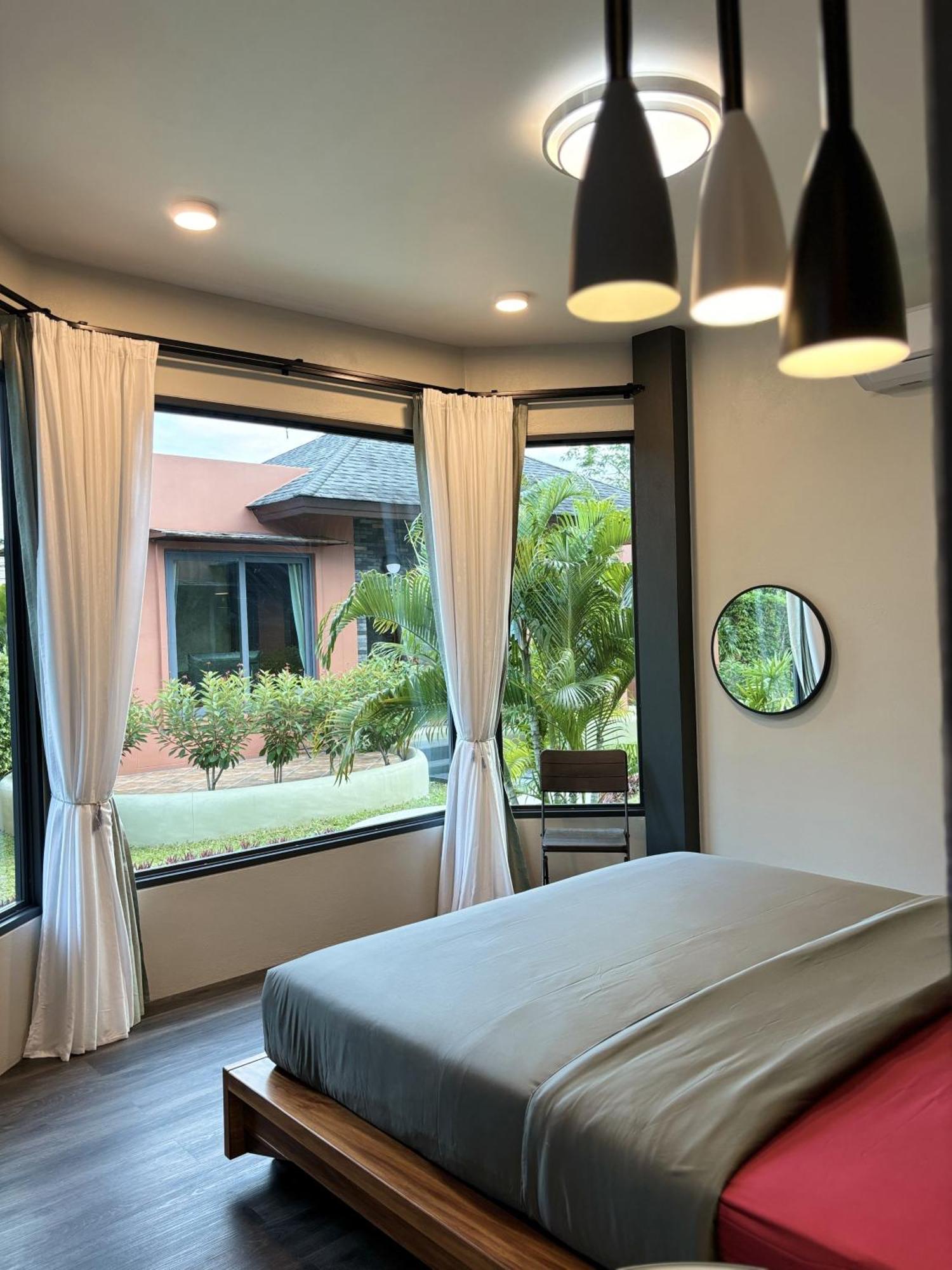 Cafe'@luv22 Hotel Phuket
