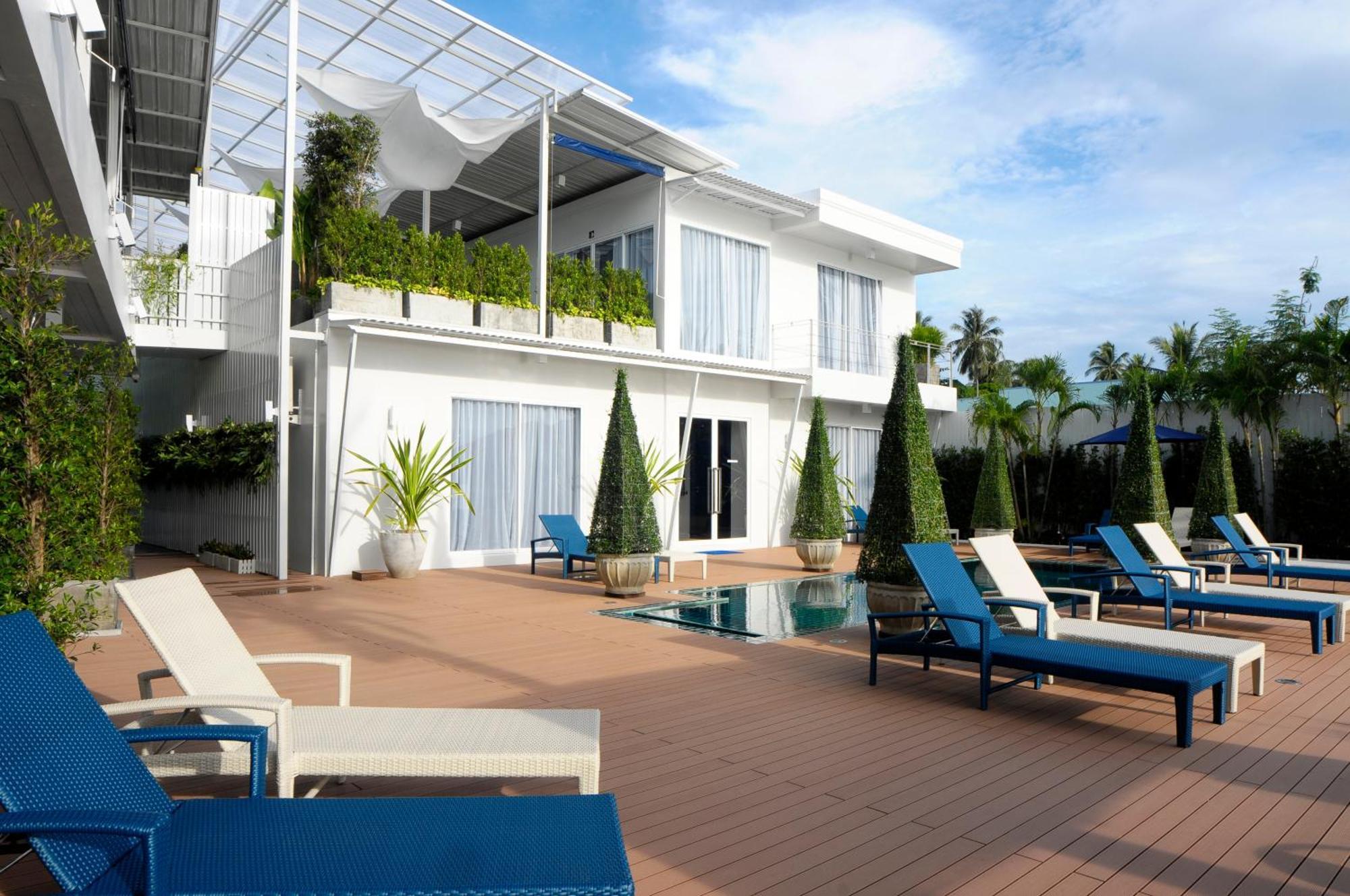 Hotel Phuket Boat Quay 4*