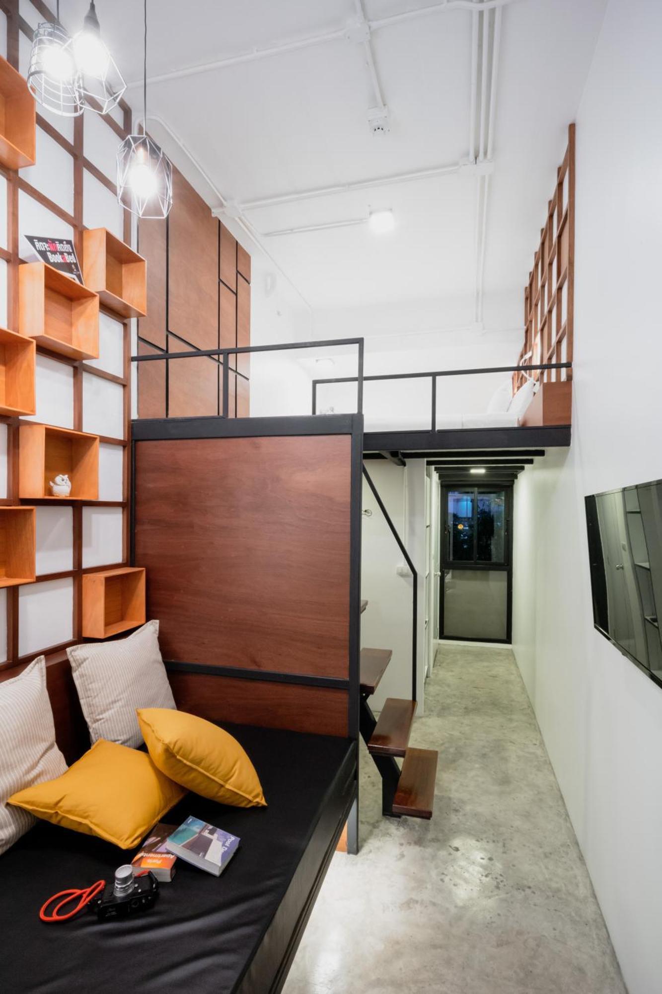 Hostel Book A Bed Poshtel - Sha