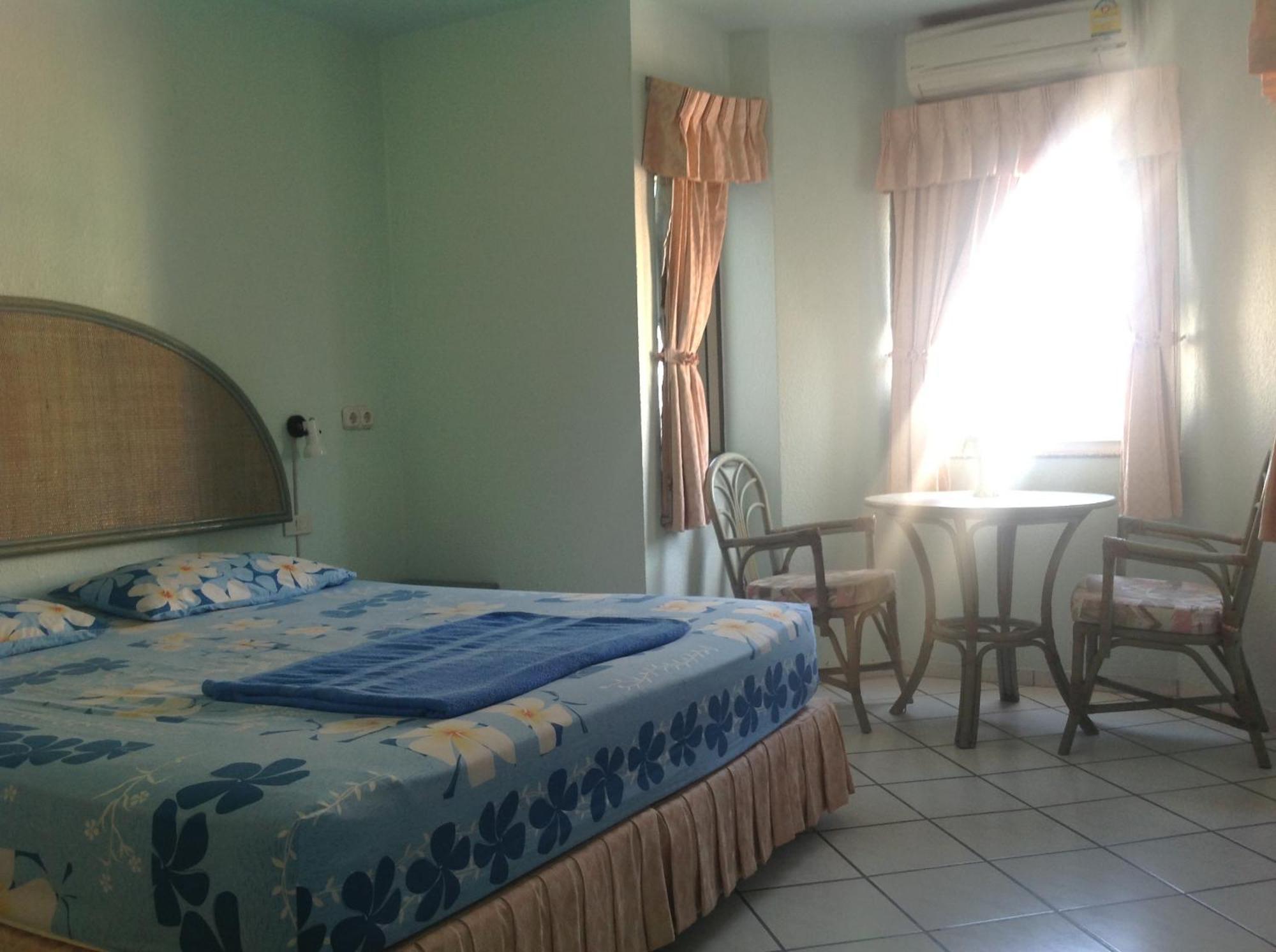 Hotel Zum Ross 2*