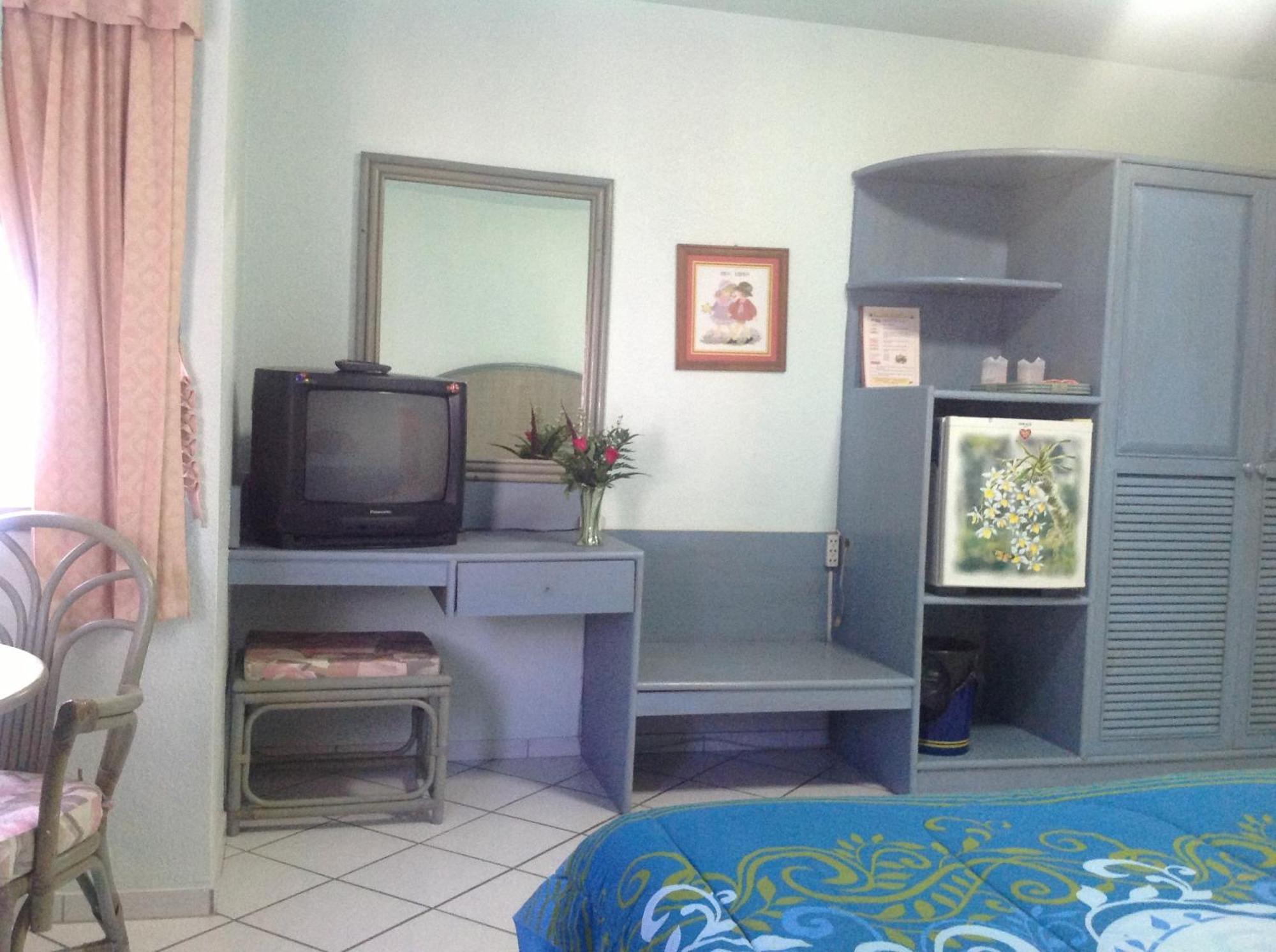 Hotel Zum Ross Karon