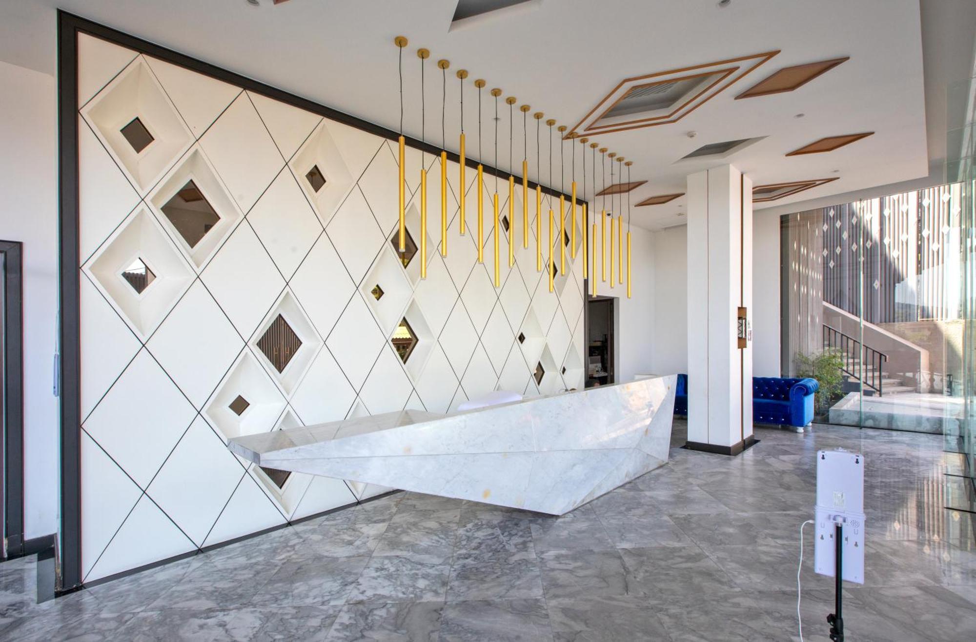 2bdr Seaview Surin By Capital Pro Apartment Phuket