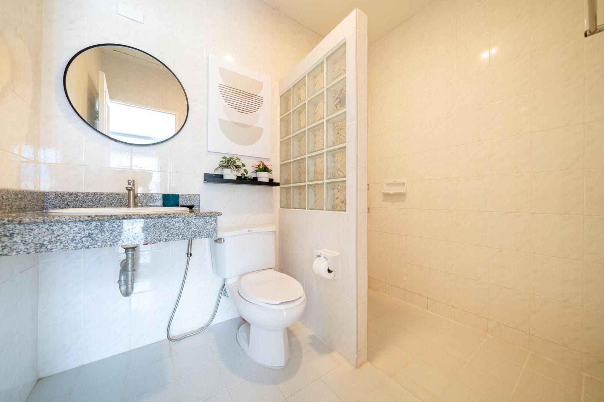 5 Mins Walk Bangla,beach,3br Vakantiehuis Patong