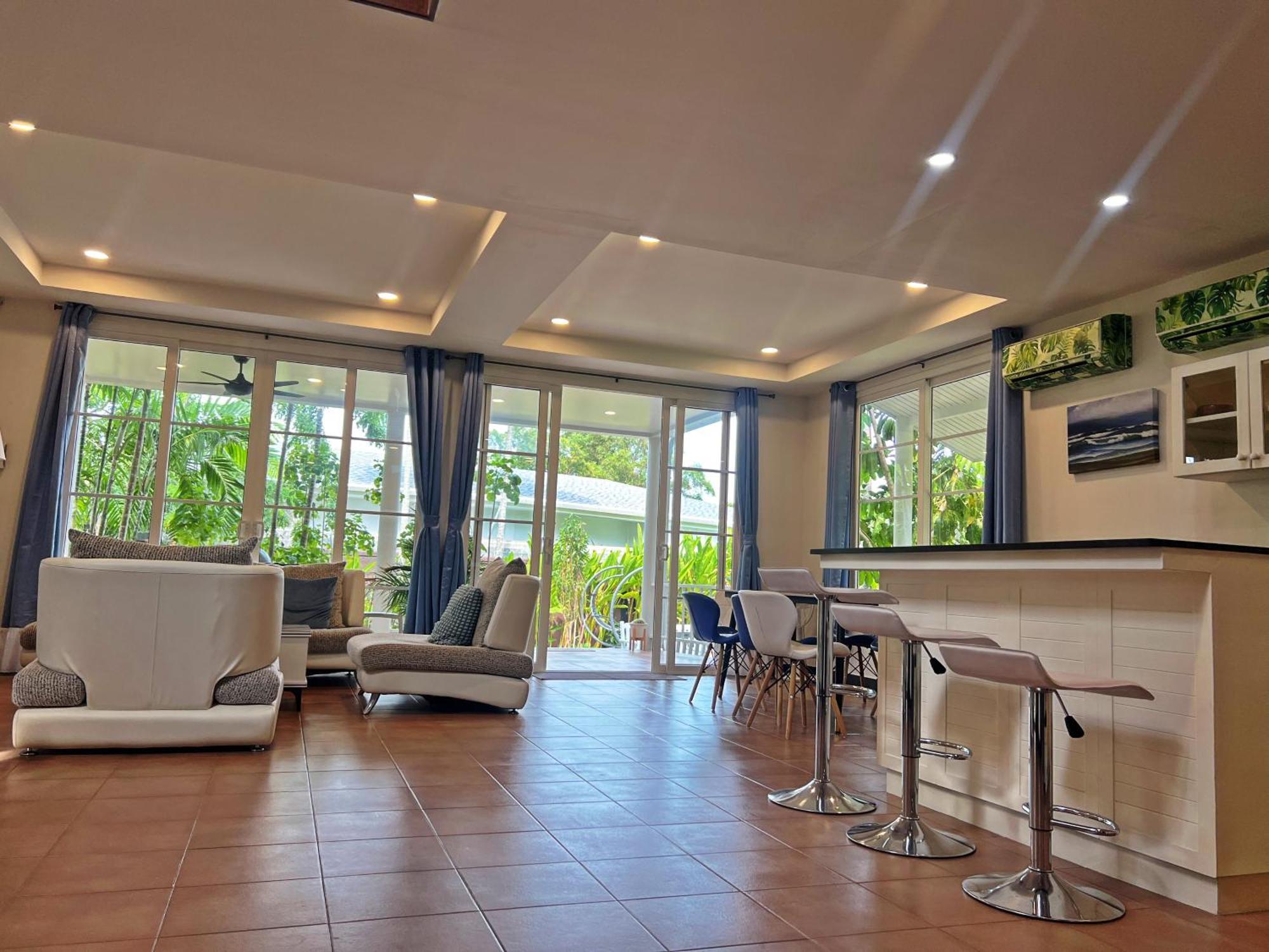 Luxurious Rawai