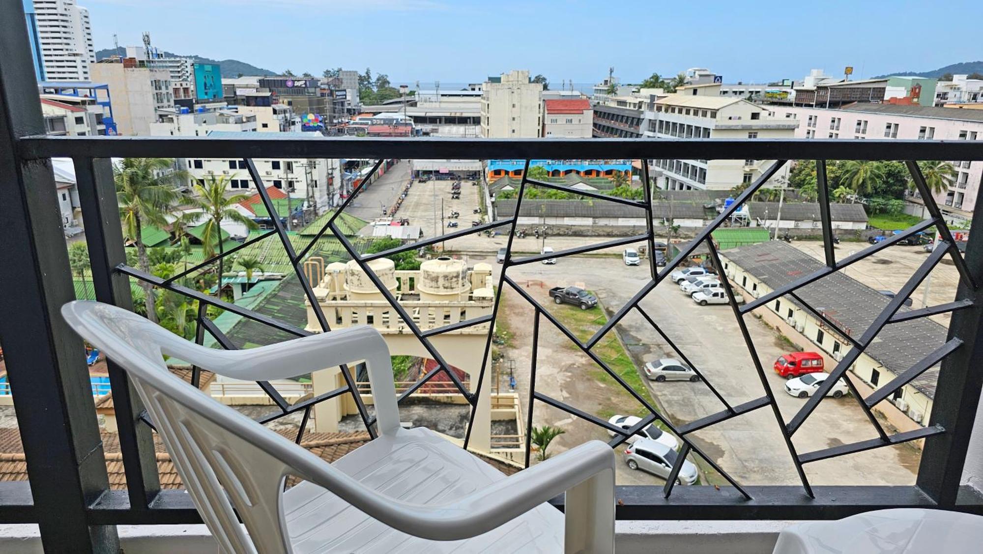Hotel The Gig Patong