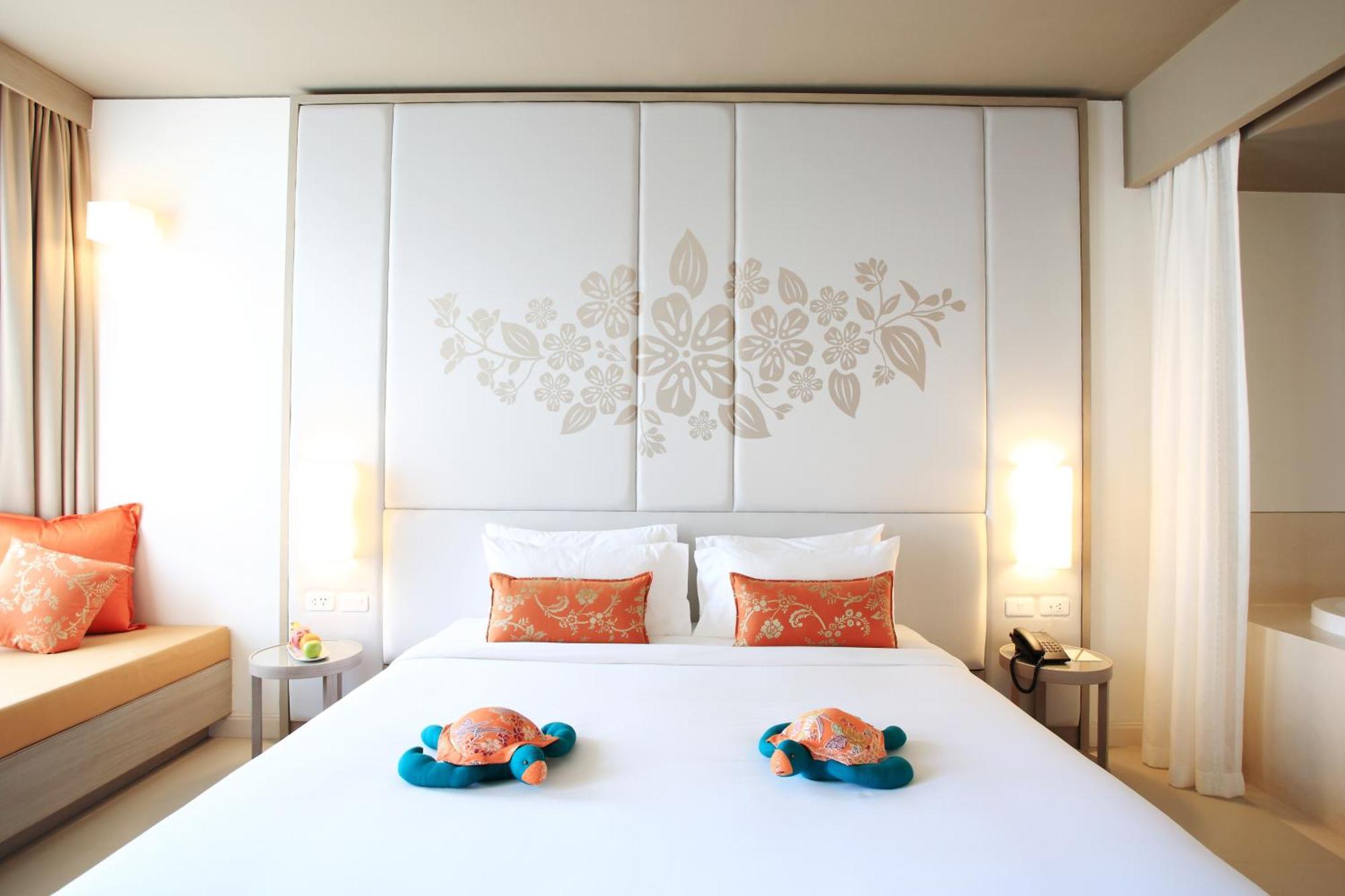 Proud Phuket, Naiyang Phuket