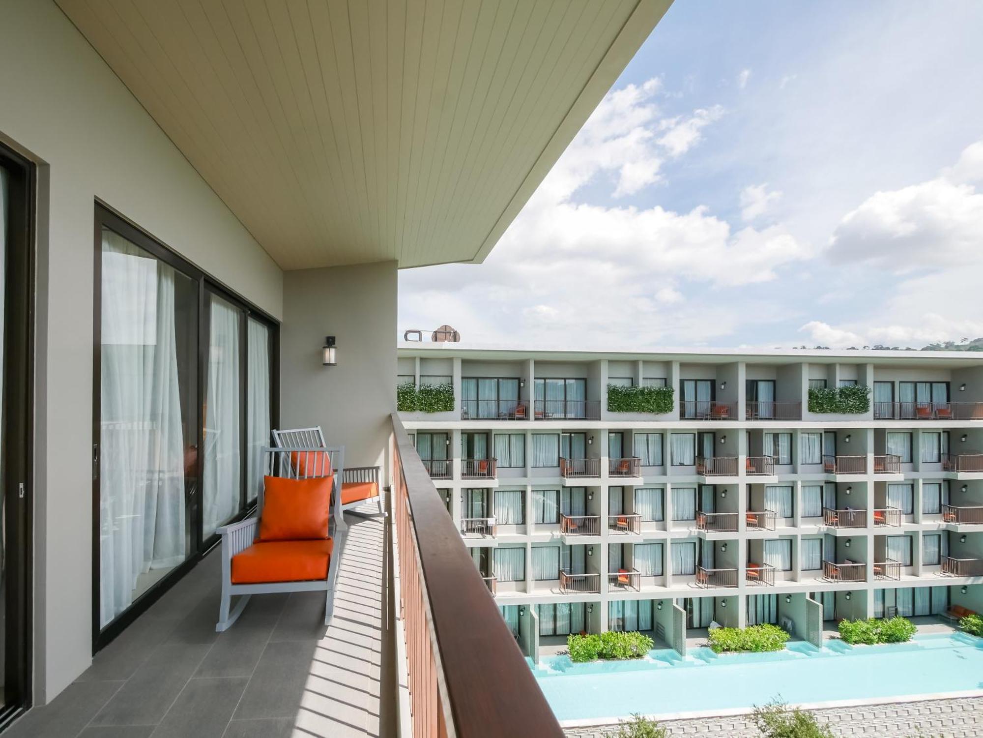 Proud Phuket, Naiyang 4* Phuket
