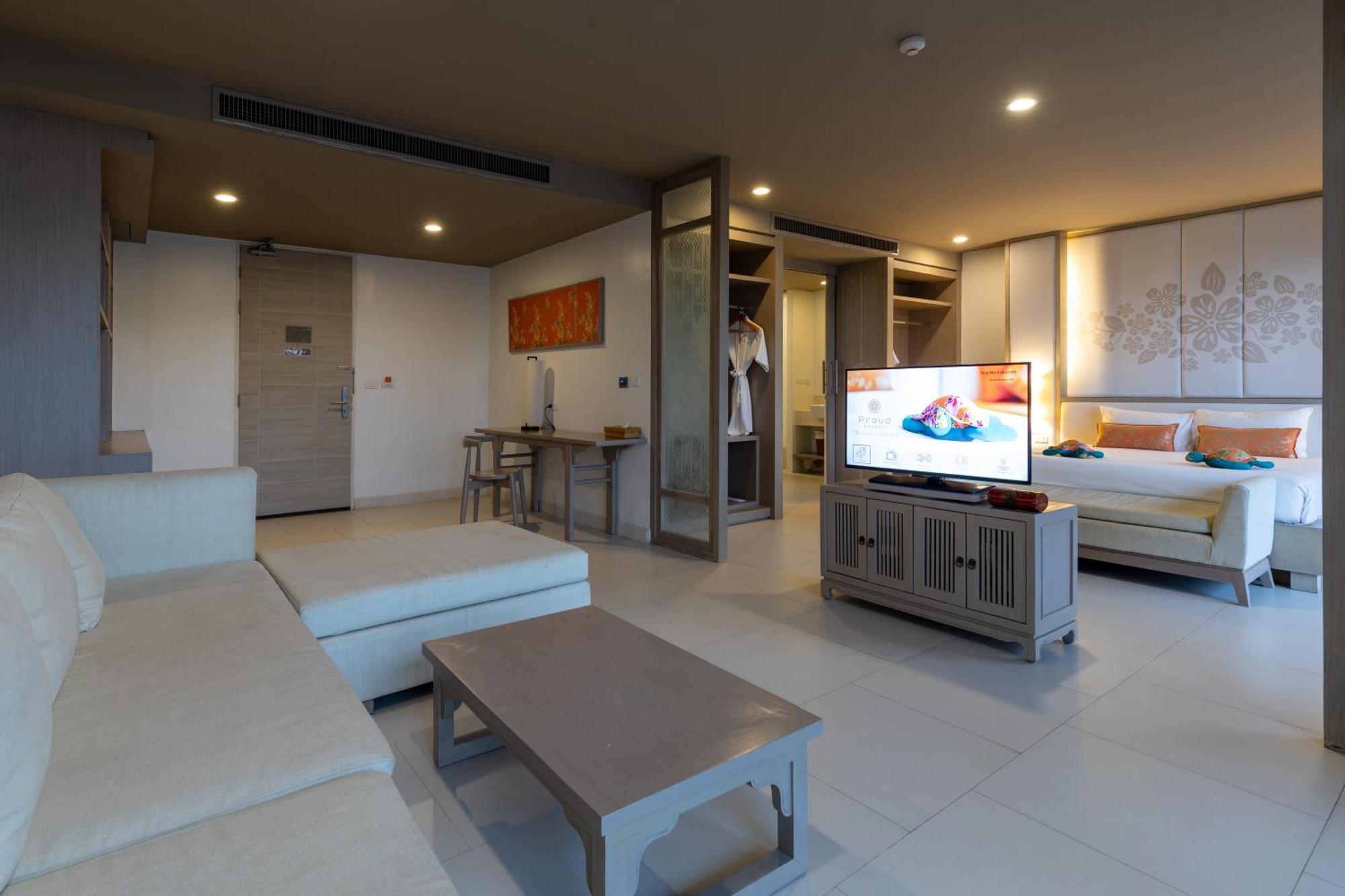 Hotel Proud Phuket, Naiyang