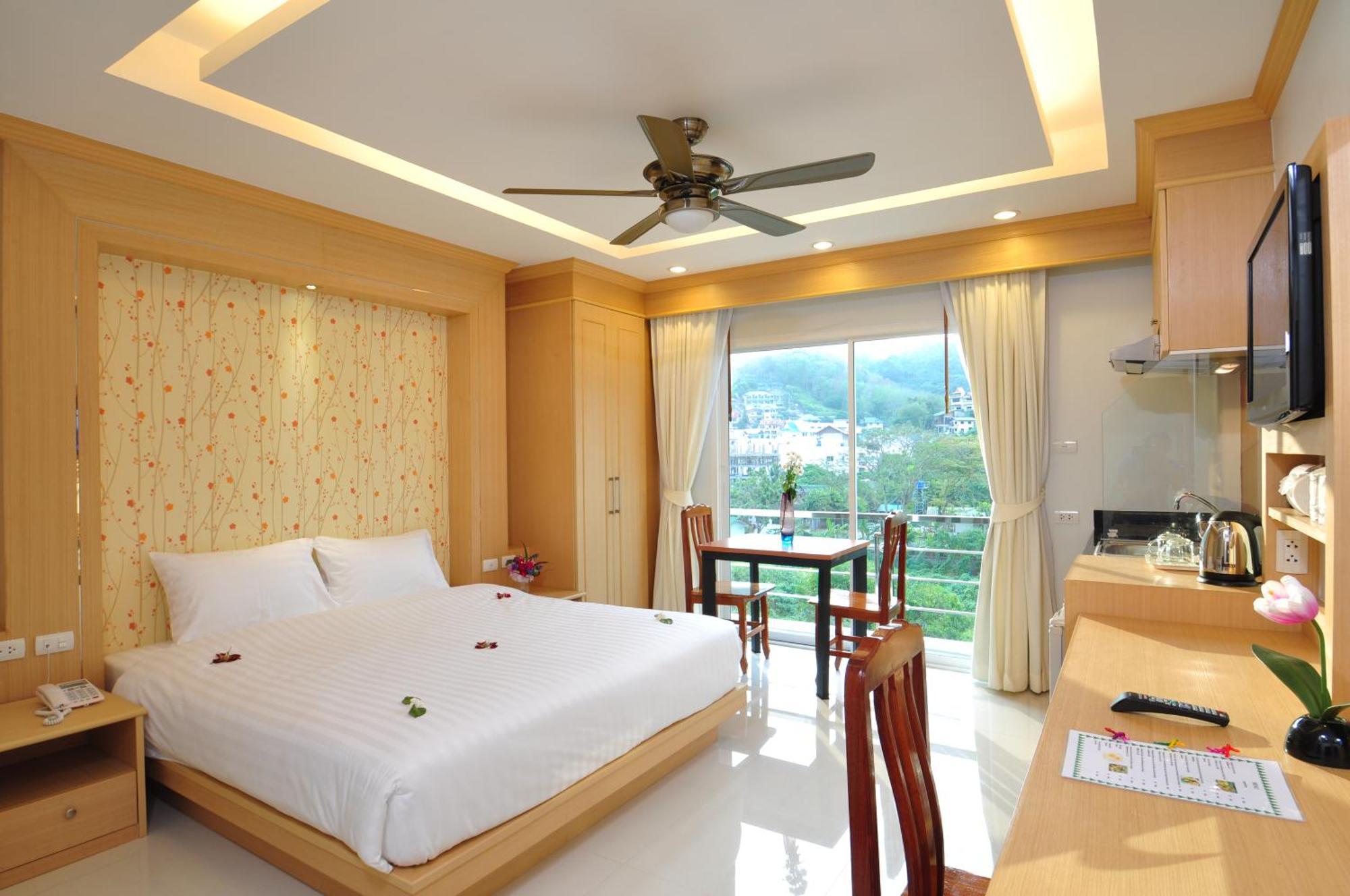 Hotel Harbor Hotel&service 3*