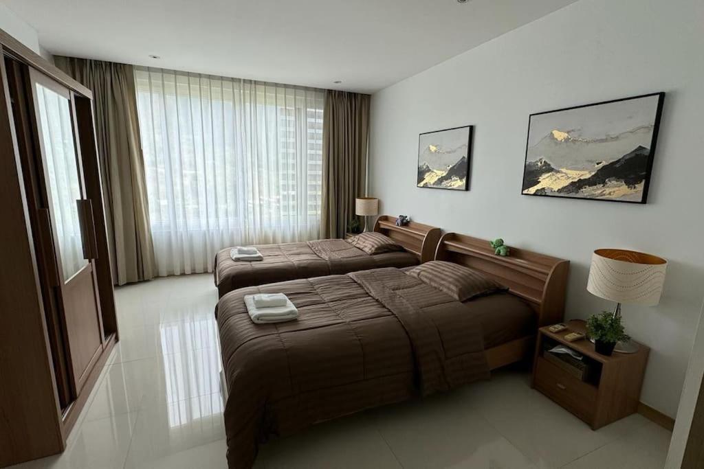 Baycliff 3-bedroom 160 M2 With Sea View Terrace Apartment *