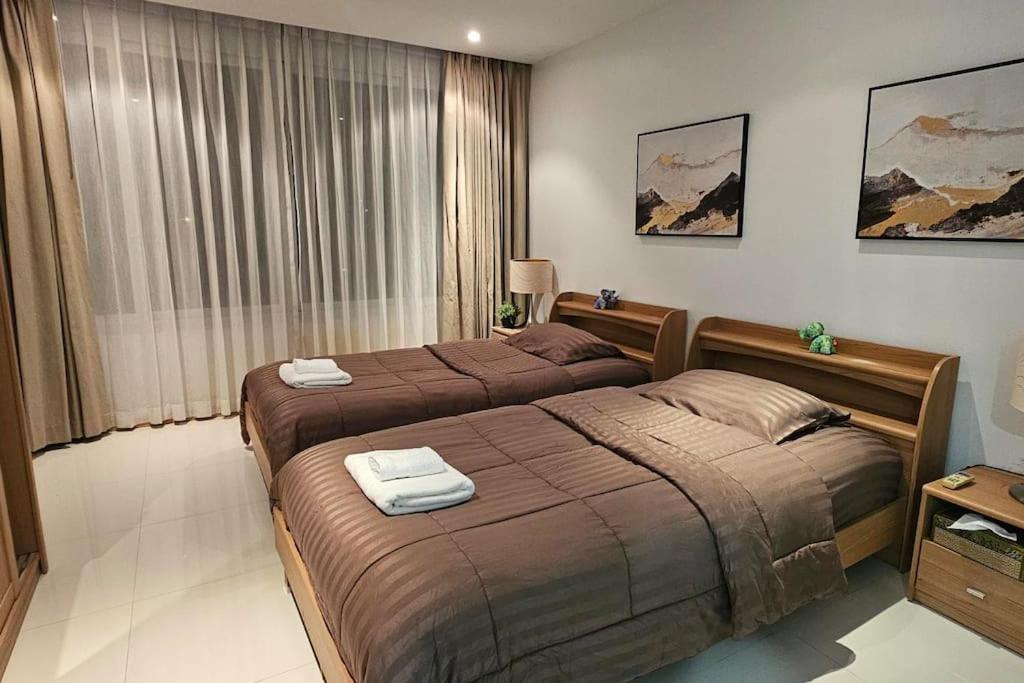 Apartment Baycliff 3-bedroom 160 M2 With Sea View Terrace
