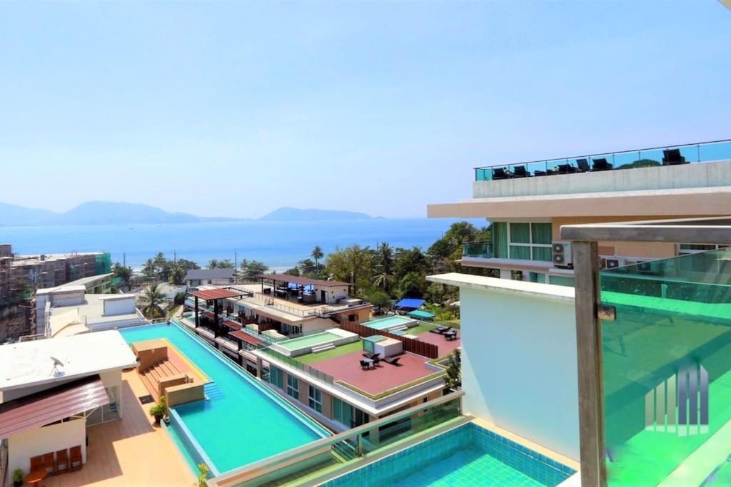 Baycliff 3-bedroom 160 M2 With Sea View Terrace Apartment *