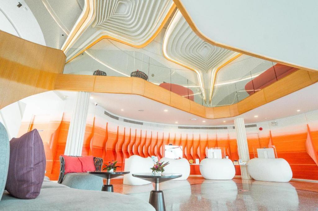 Metadee Elite Hotel