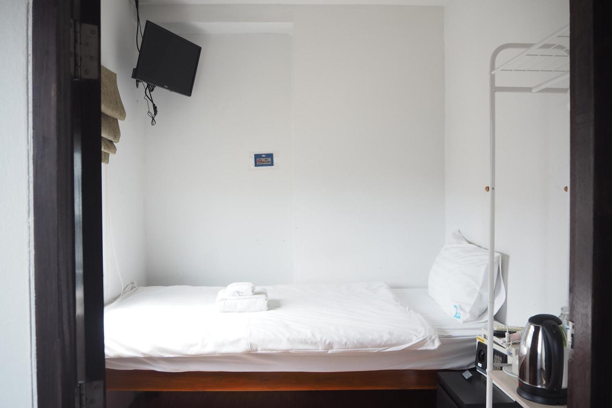 Hotel 77 Bangla - Sha Certified Phuket