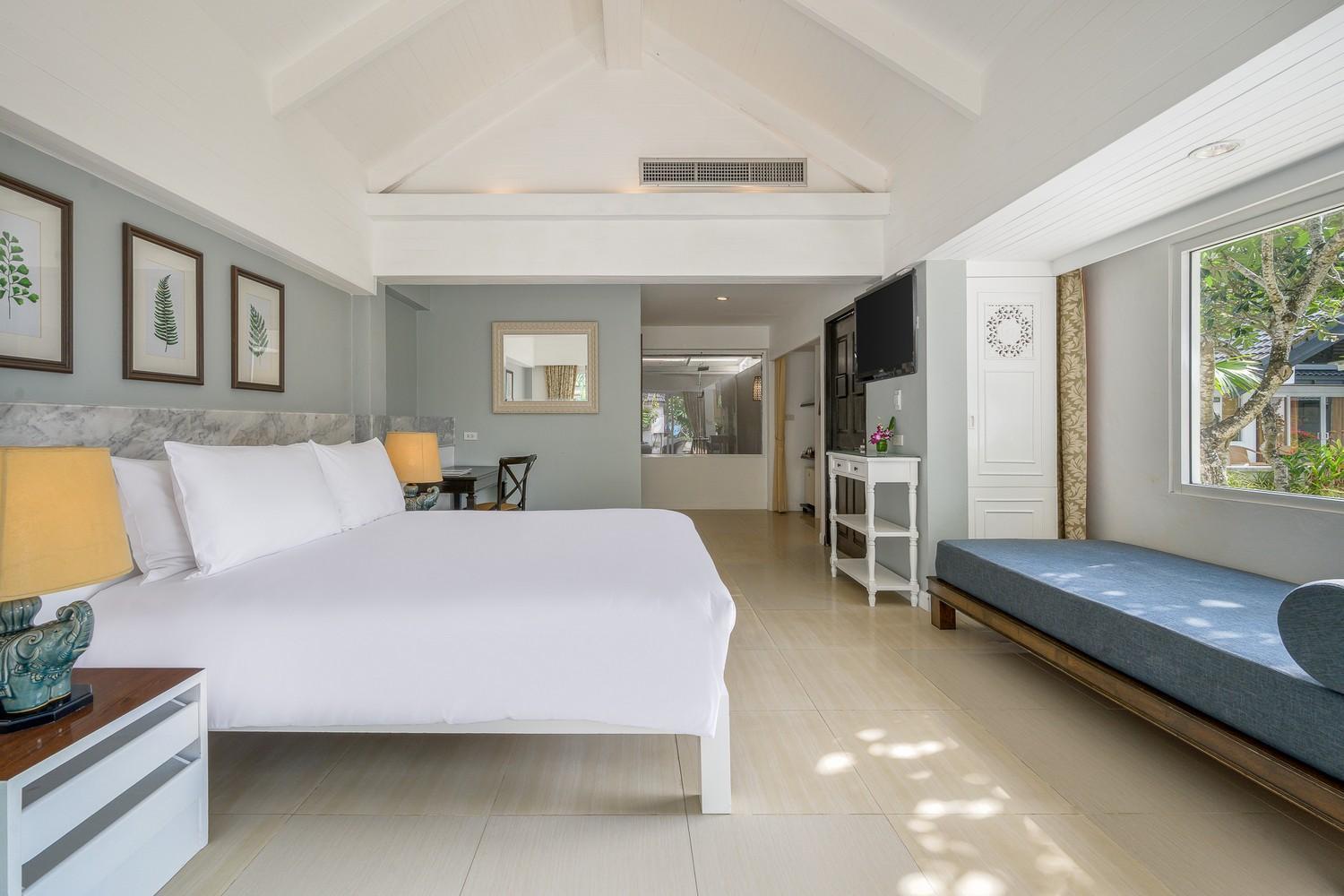 Thavorn Beach Village & Spa Phuket 5*
