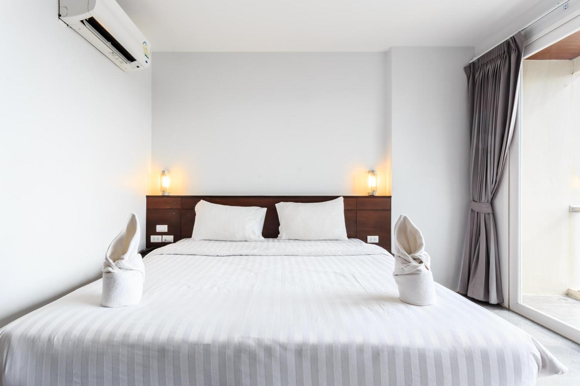 Hotel 77 Bangla - Sha Certified